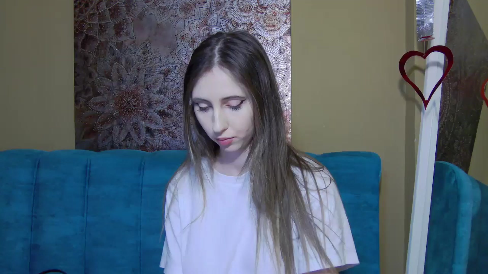 Gallery image thumbnail from Artemiss's myfreecams stream on, 04/03/2025, 19:16 image 5 of 20