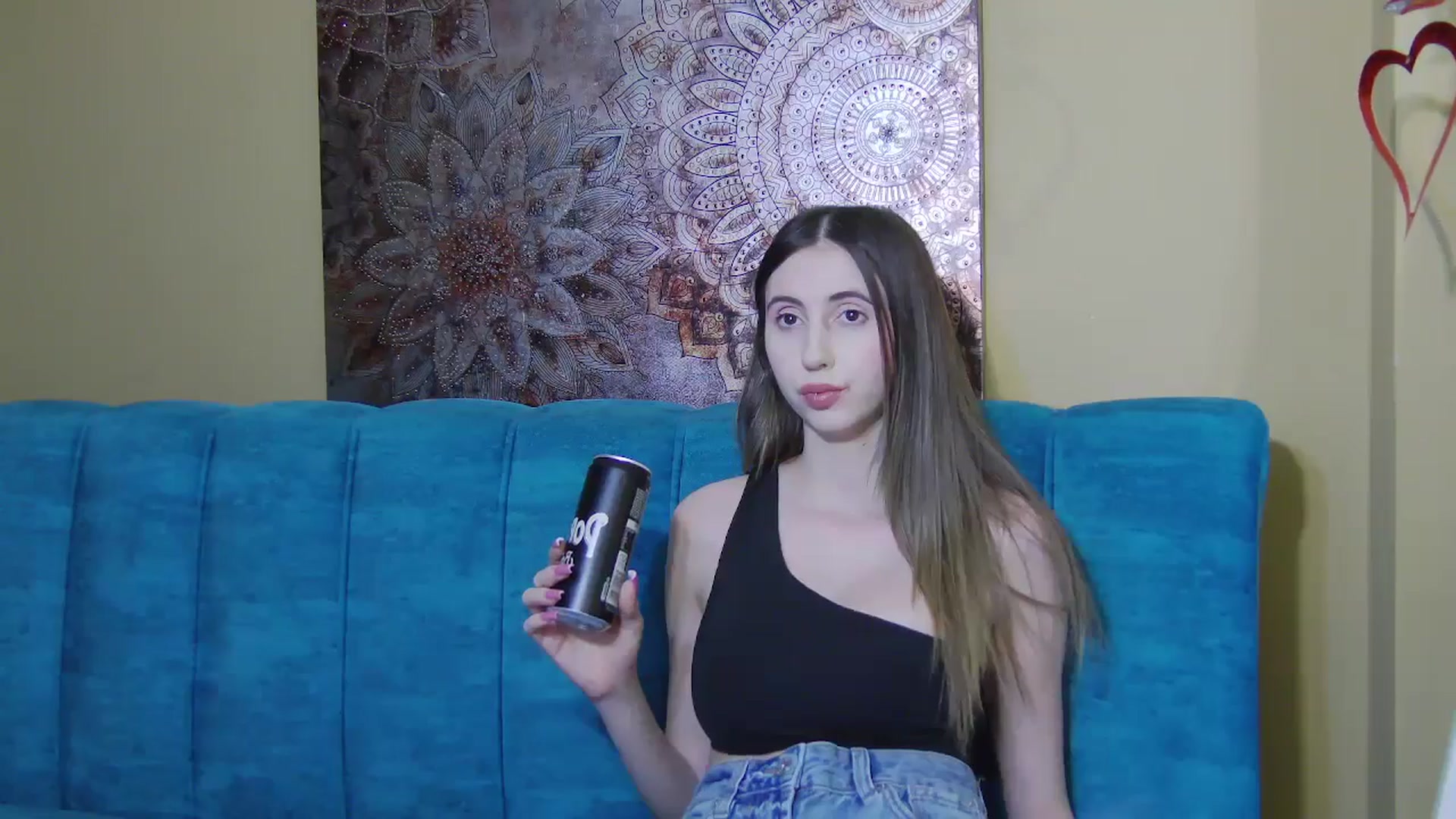Gallery image thumbnail from Artemiss's myfreecams stream on, 04/09/2025, 18:31 image 17 of 20