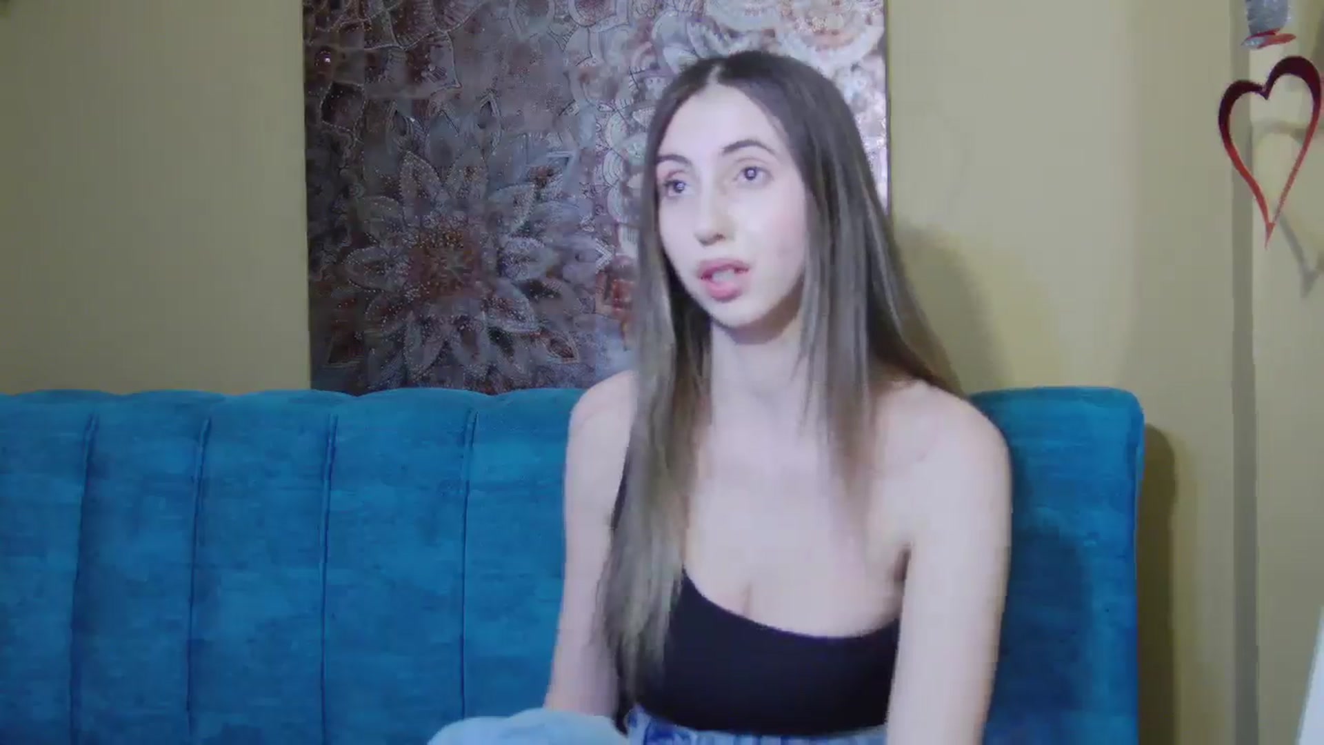 Gallery image thumbnail from Artemiss's myfreecams stream on, 04/09/2025, 20:00 image 4 of 20