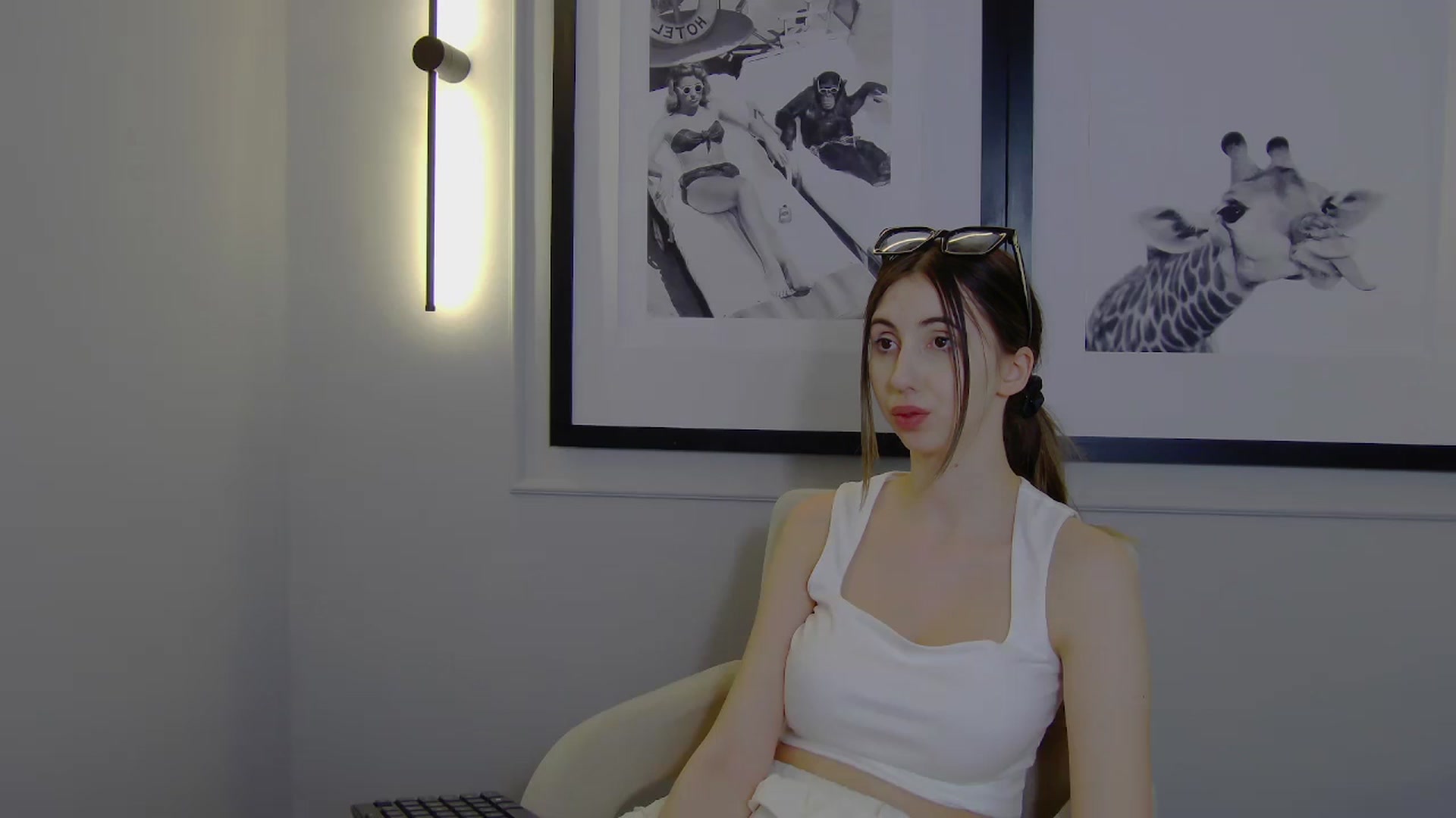 Gallery image thumbnail from Artemiss's myfreecams stream on, 04/11/2025, 21:00 image 13 of 20