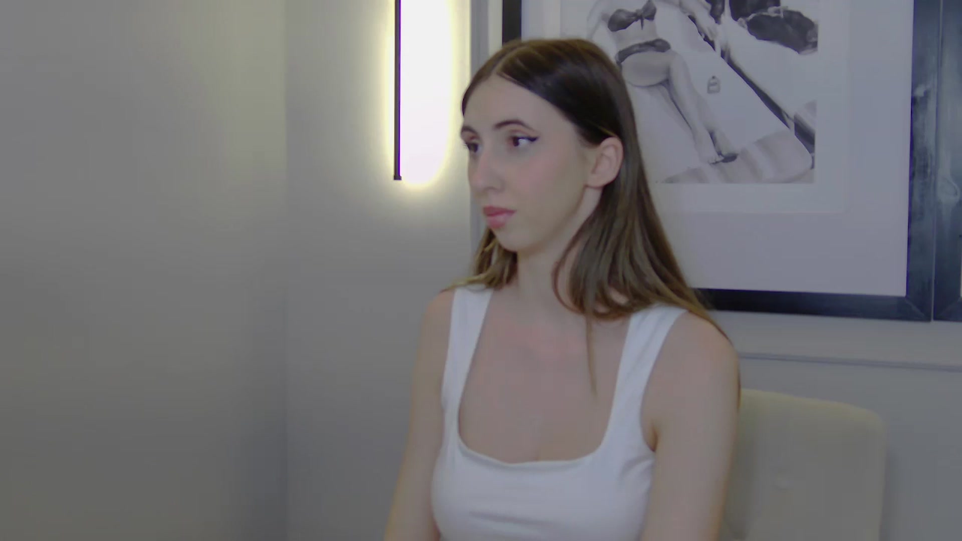 Gallery image thumbnail from Artemiss's myfreecams stream on, 04/17/2025, 23:08 image 15 of 20
