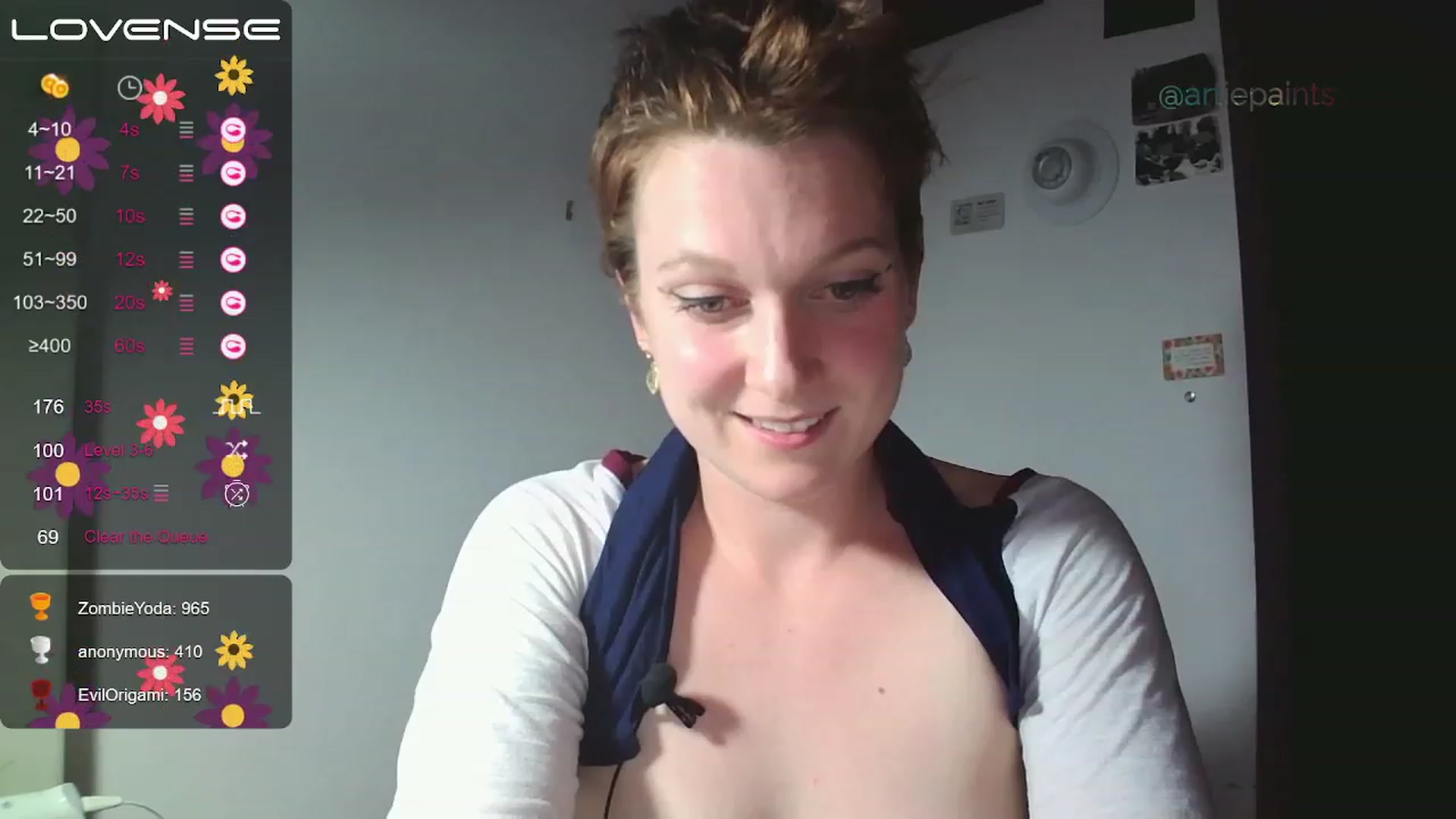 Gallery image thumbnail from ArtiePaints's myfreecams stream on, 06/21/2023, 01:51 image 2 of 20