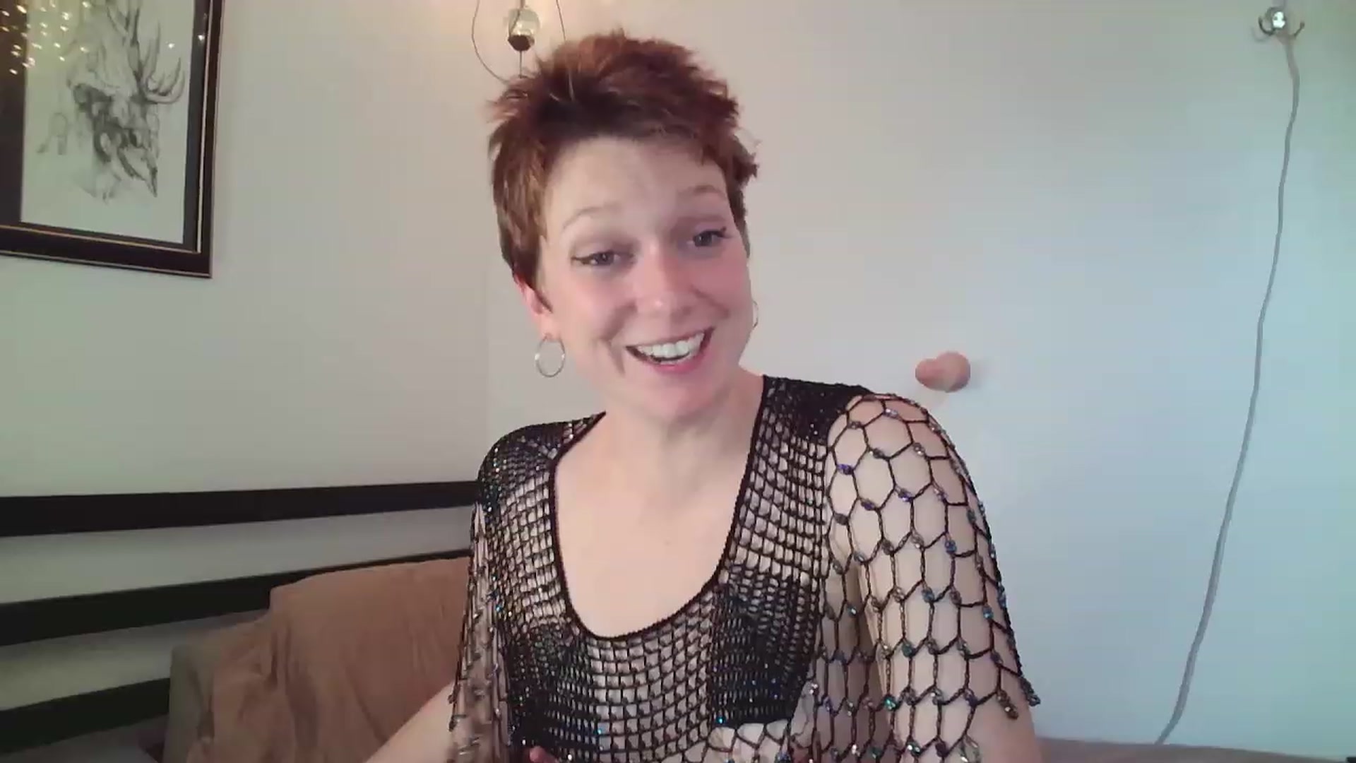 Gallery image thumbnail from ArtiePaints's myfreecams stream on, 06/28/2023, 17:49 image 16 of 20