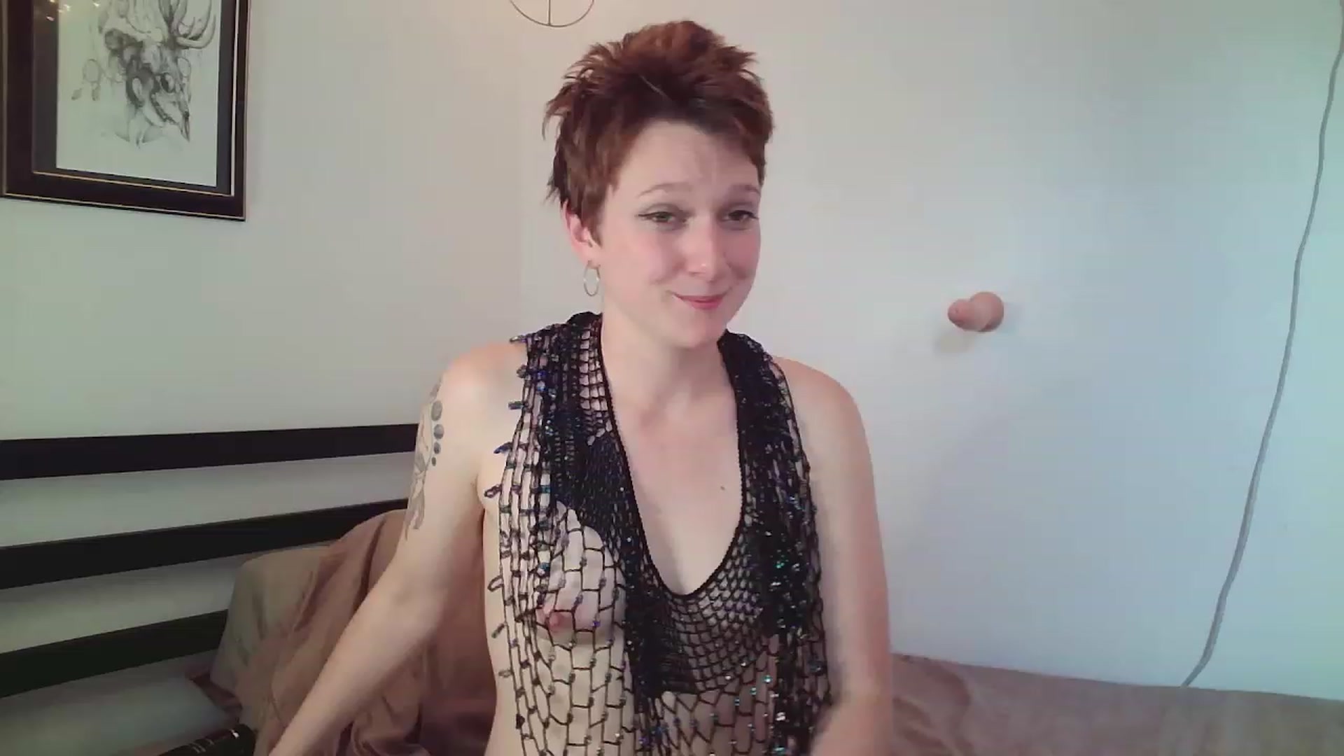 Gallery image thumbnail from ArtiePaints's myfreecams stream on, 06/28/2023, 17:49 image 14 of 20