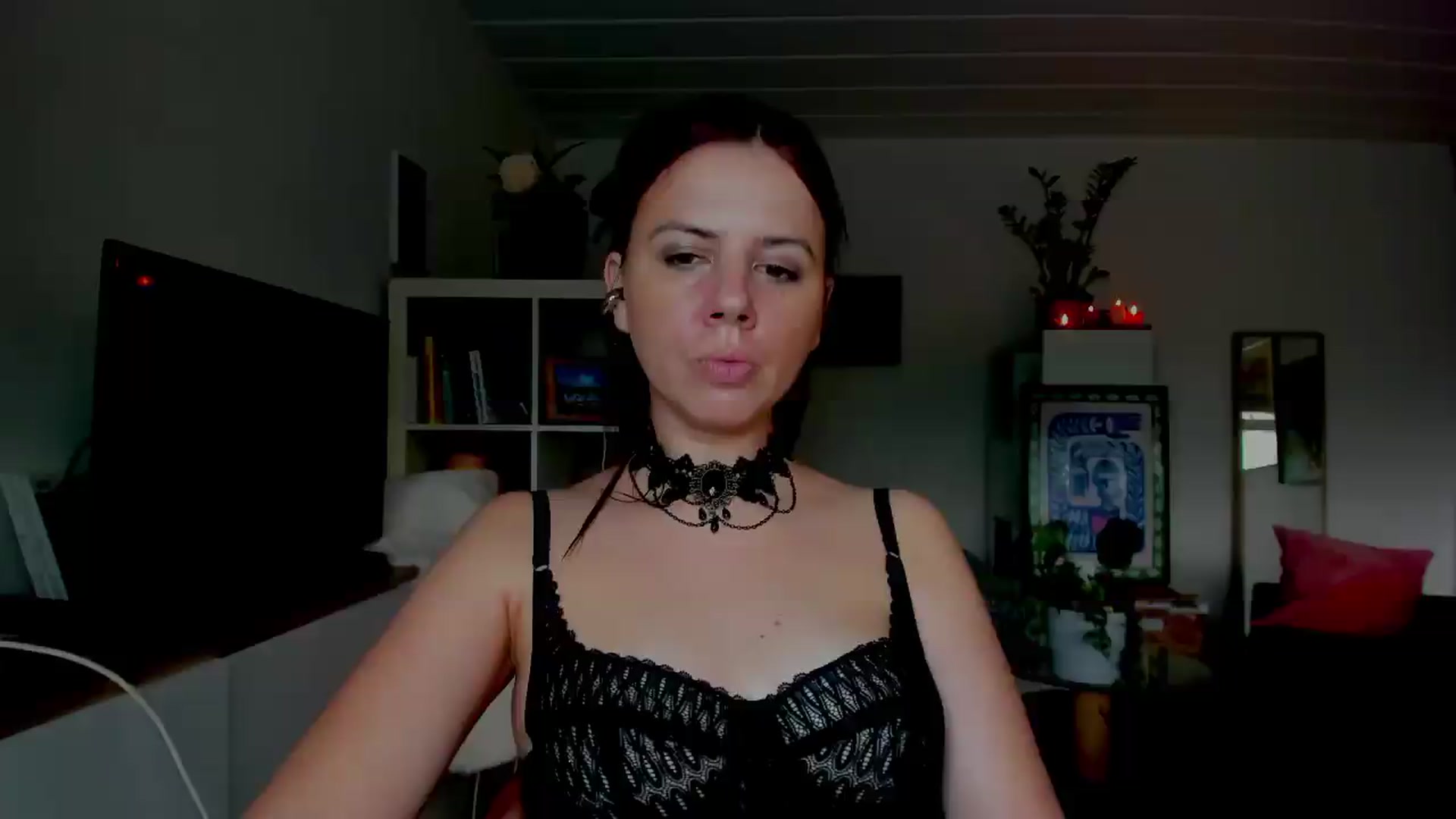 Gallery image thumbnail from Artladyra's myfreecams stream on, 05/10/2026, 14:07 image 11 of 20