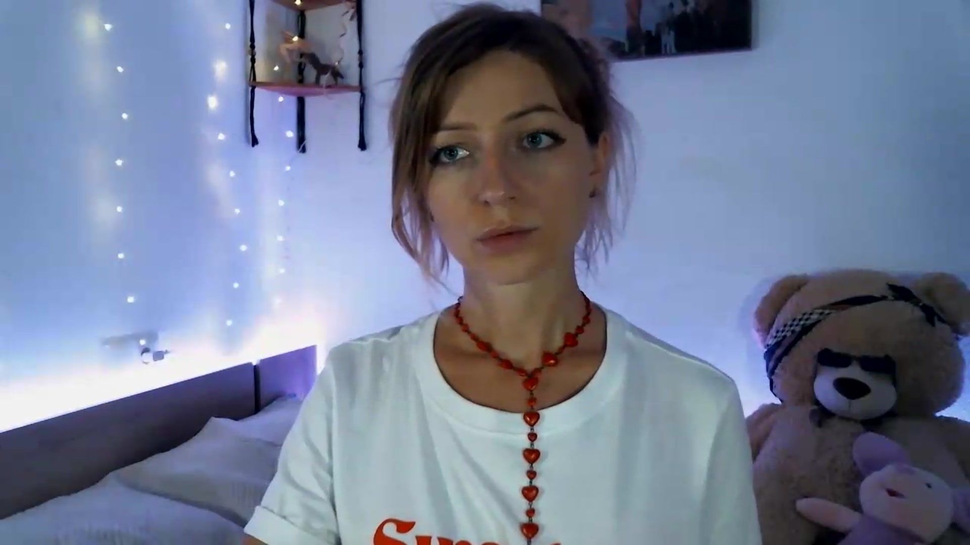 Gallery image thumbnail from Artlantida's myfreecams stream on, 07/30/2026, 24:33 image 9 of 20