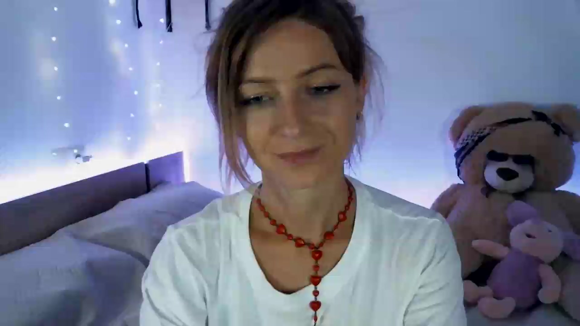 Gallery image thumbnail from Artlantida's myfreecams stream on, 07/30/2026, 24:33 image 15 of 20