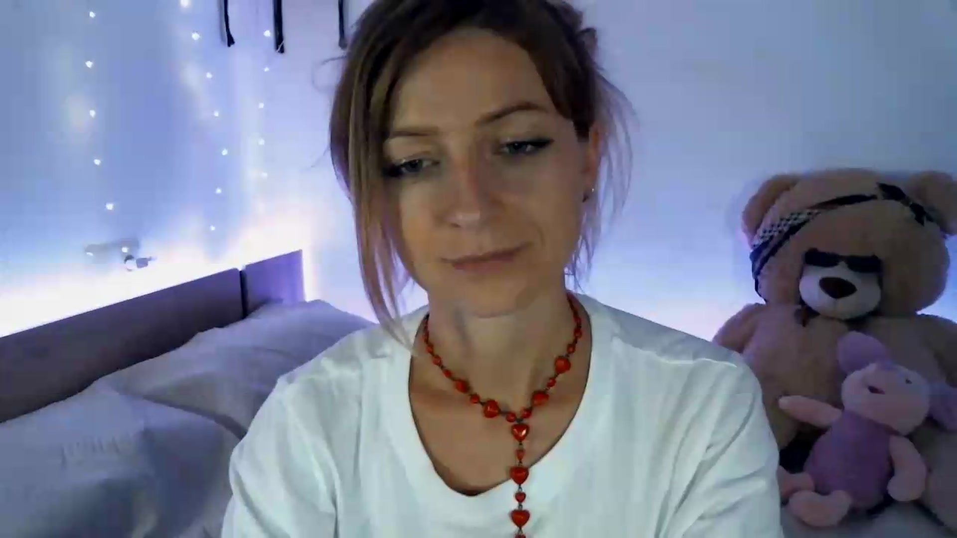 Gallery image thumbnail from Artlantida's myfreecams stream on, 07/30/2026, 24:33 image 19 of 20