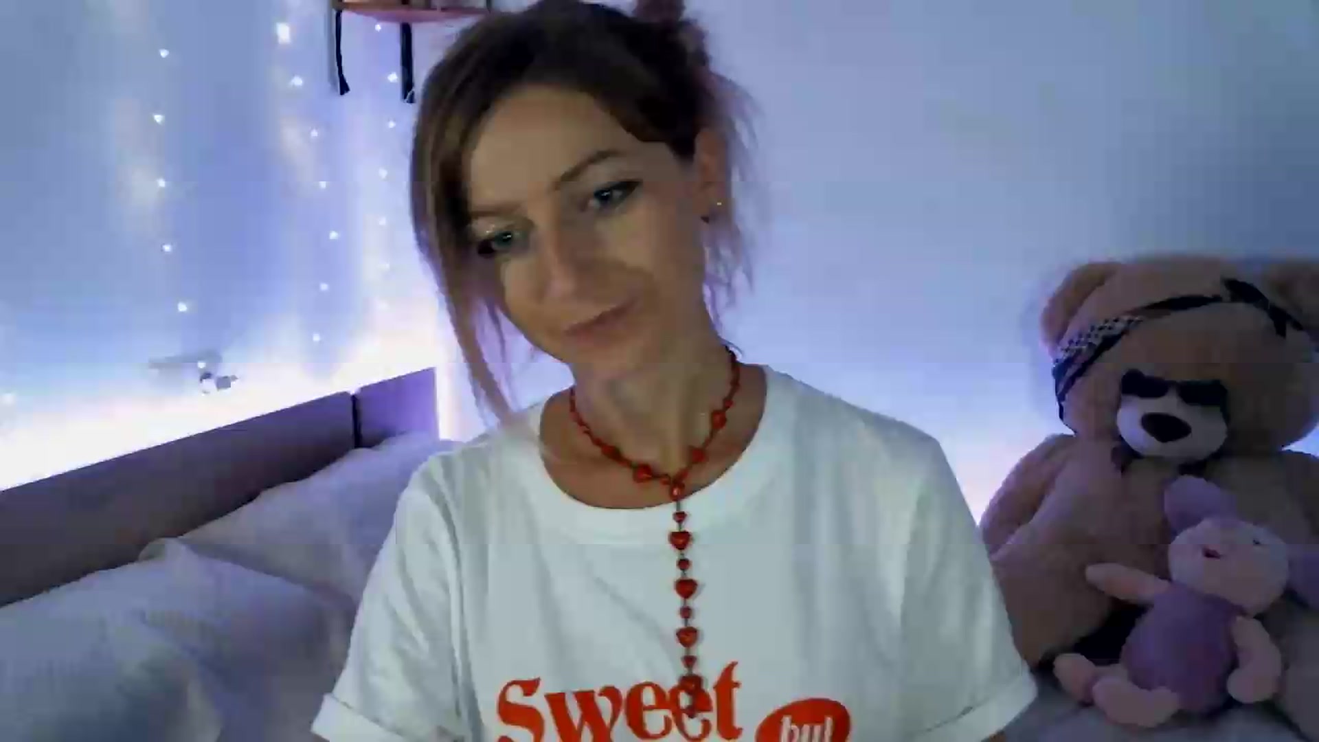 Gallery image thumbnail from Artlantida's myfreecams stream on, 07/30/2026, 24:33 image 1 of 20