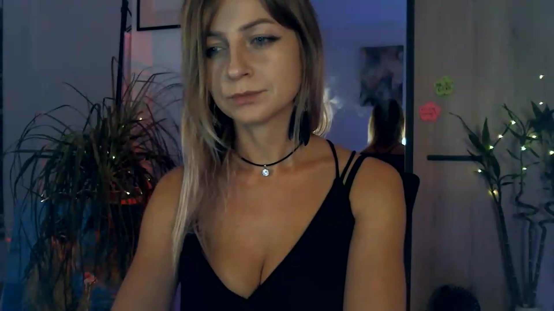 Gallery image thumbnail from Artlantida's myfreecams stream on, 08/11/2026, 01:51 image 9 of 20