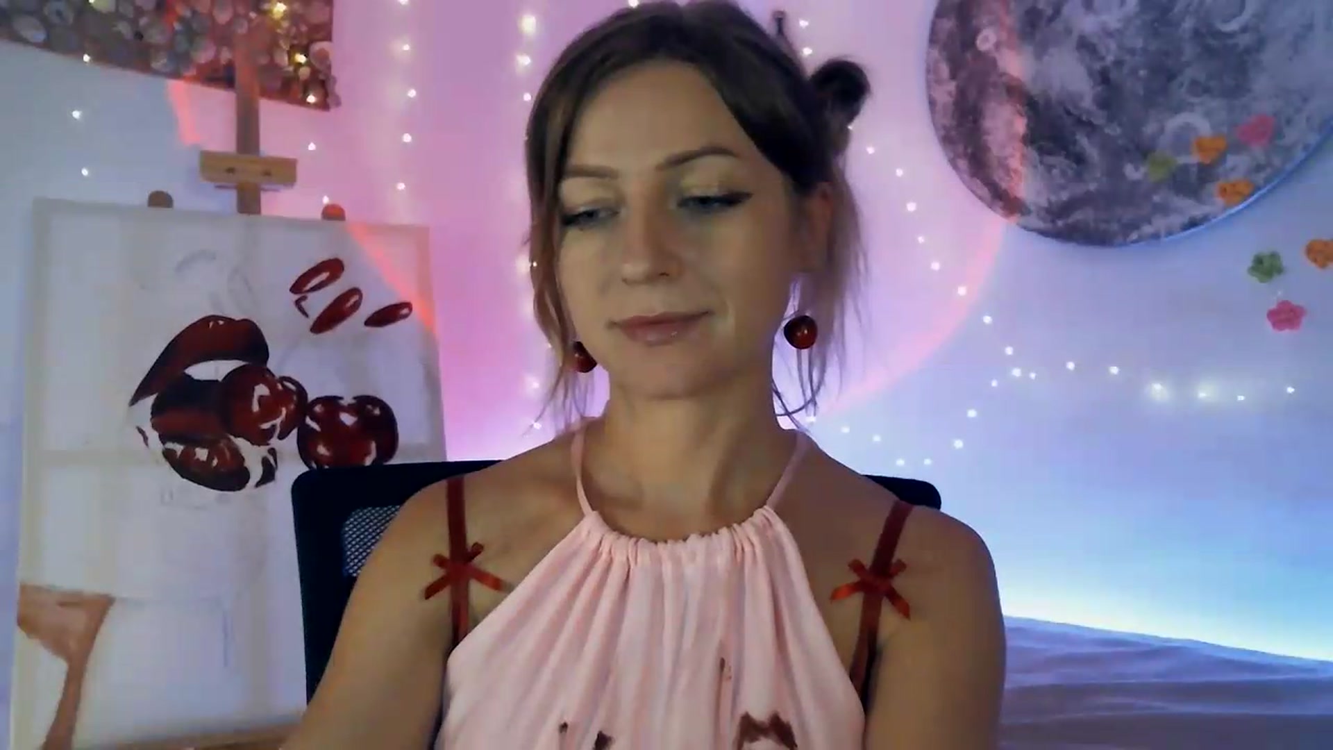 Gallery image thumbnail from Artlantida's myfreecams stream on, 08/17/2026, 24:45 image 11 of 20