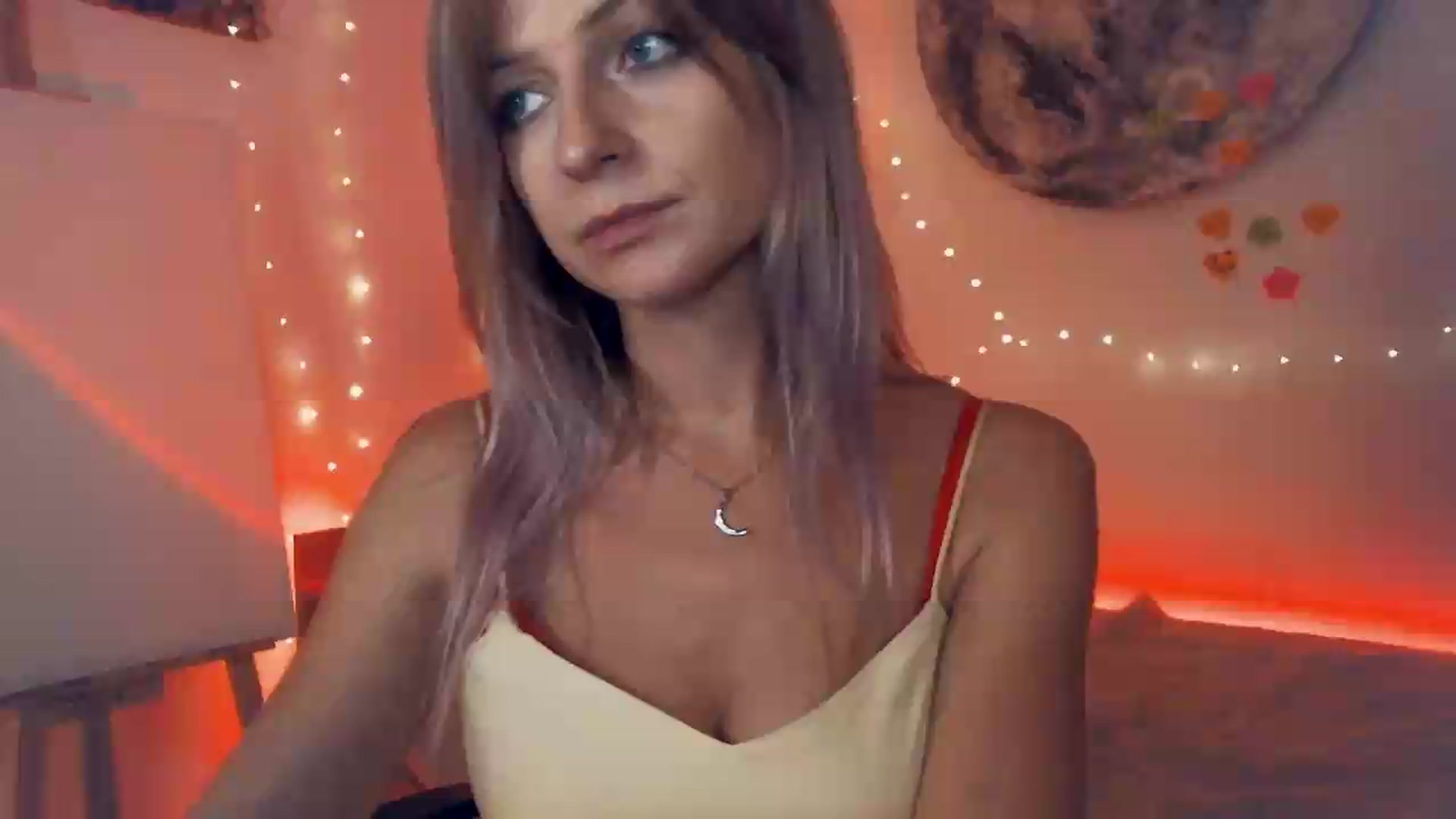 Gallery image thumbnail from Artlantida's myfreecams stream on, 08/24/2026, 24:00 image 1 of 20