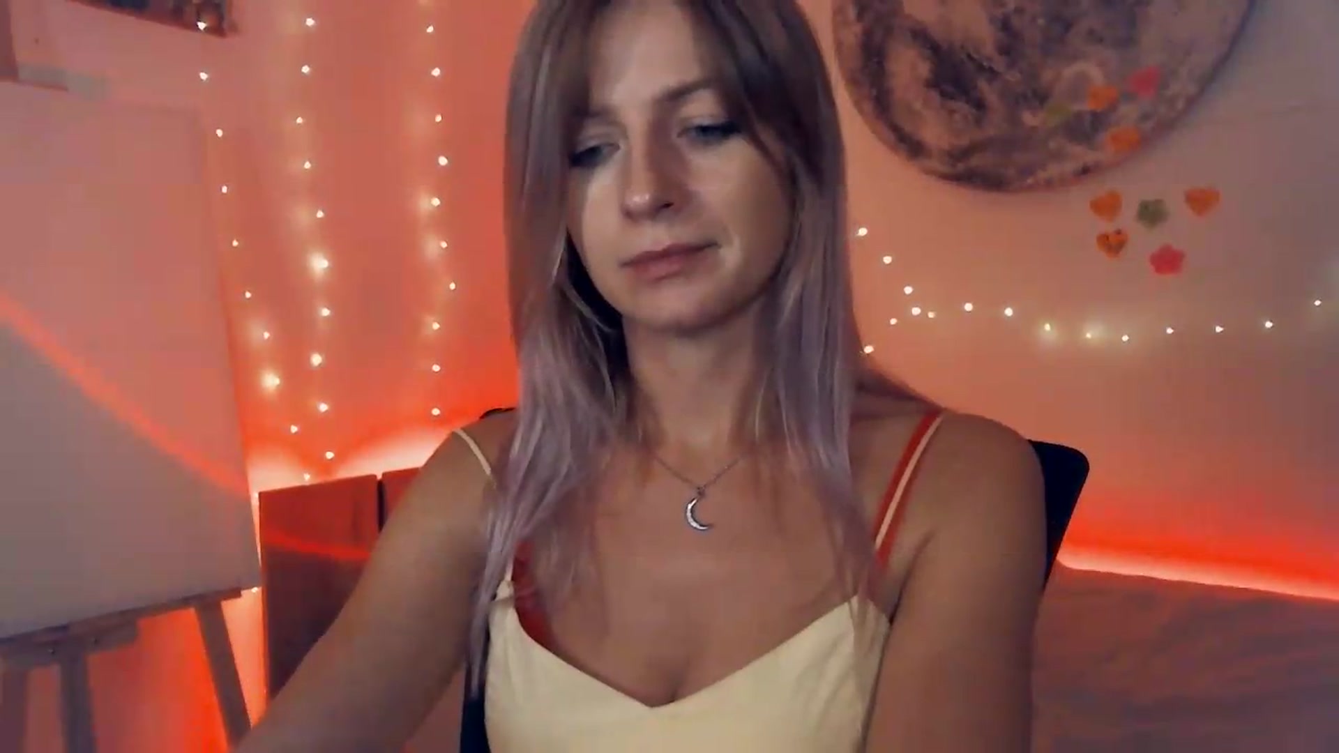 Gallery image thumbnail from Artlantida's myfreecams stream on, 08/24/2026, 24:00 image 8 of 20