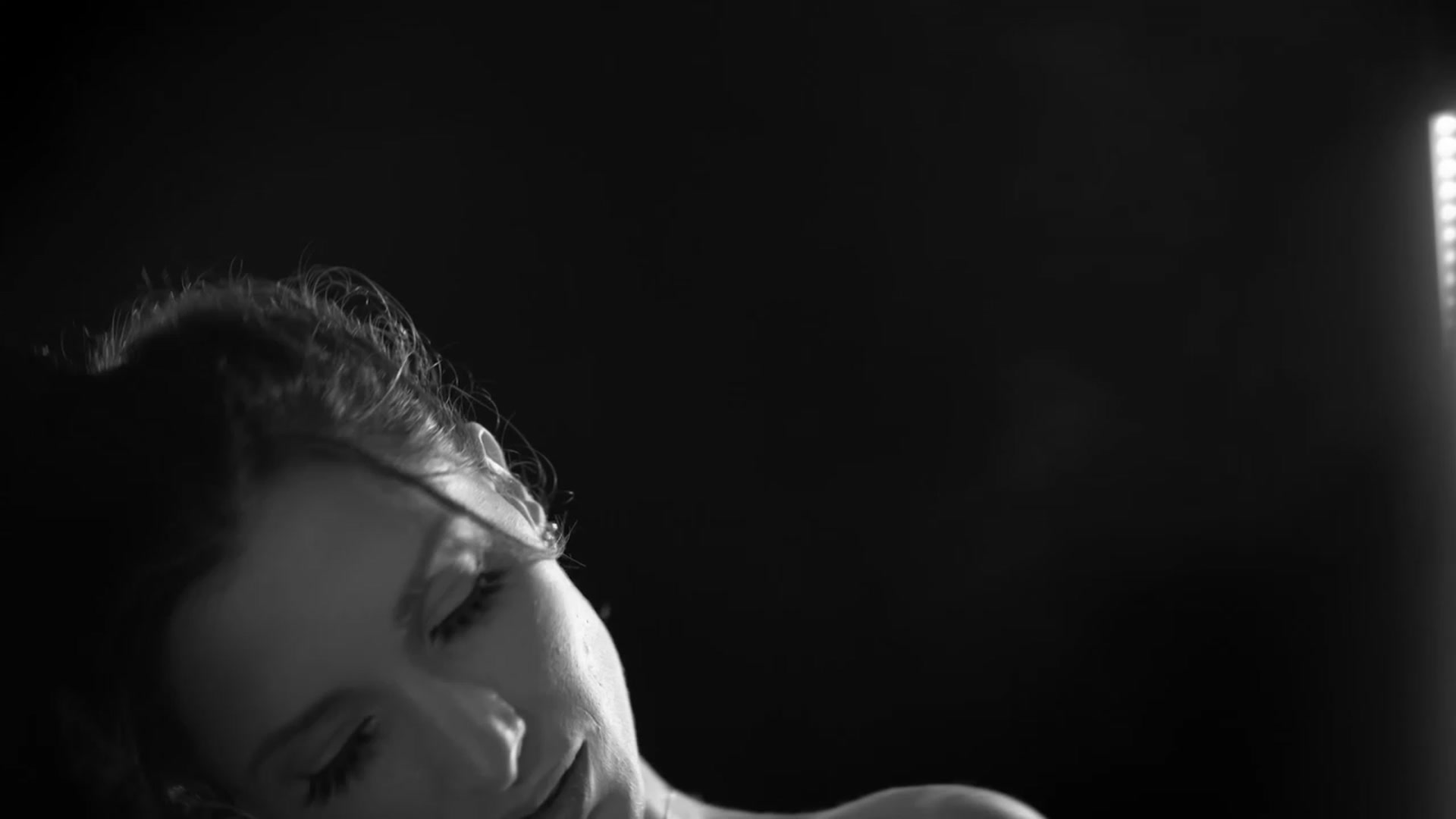 Gallery image thumbnail from Artlene's myfreecams stream on, 06/20/2023, 02:38 image 17 of 20