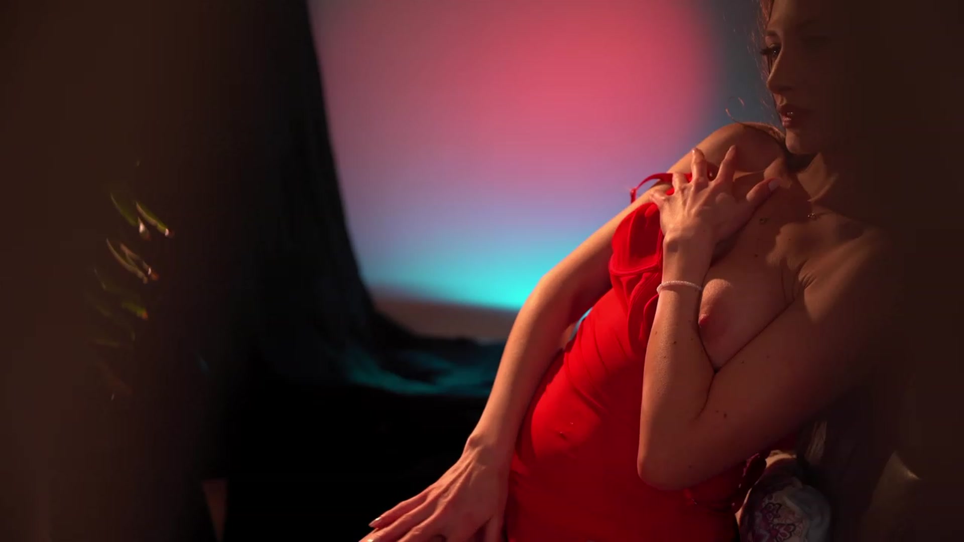 Gallery image thumbnail from Artlene's myfreecams stream on, 02/11/2024, 02:53 image 9 of 20