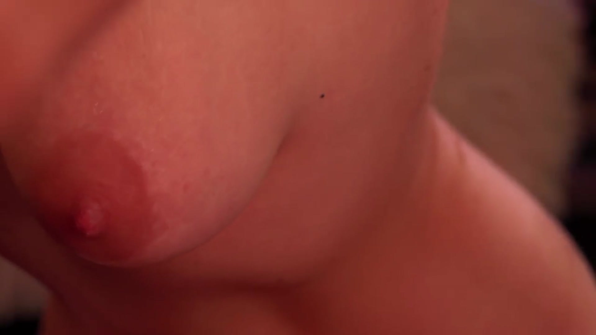 Gallery image thumbnail from Artlene's myfreecams stream on, 06/28/2026, 04:04 image 17 of 20