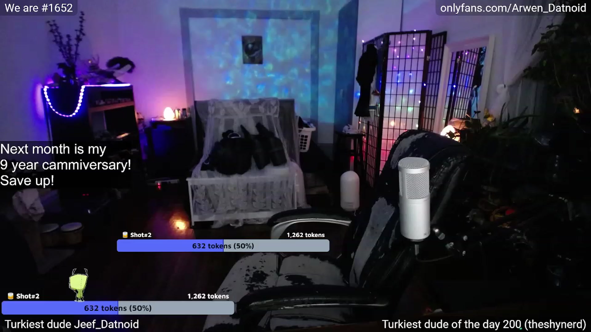 Gallery image thumbnail from Arwen_Datnoid's myfreecams stream on, 11/20/2022, 05:47 image 19 of 20