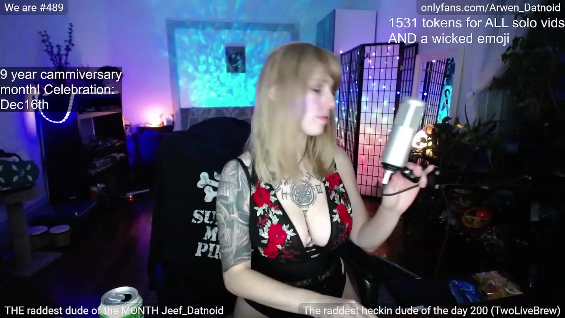 Gallery image thumbnail from Arwen_Datnoid's myfreecams stream on, 12/09/2022, 05:17 image 16 of 20