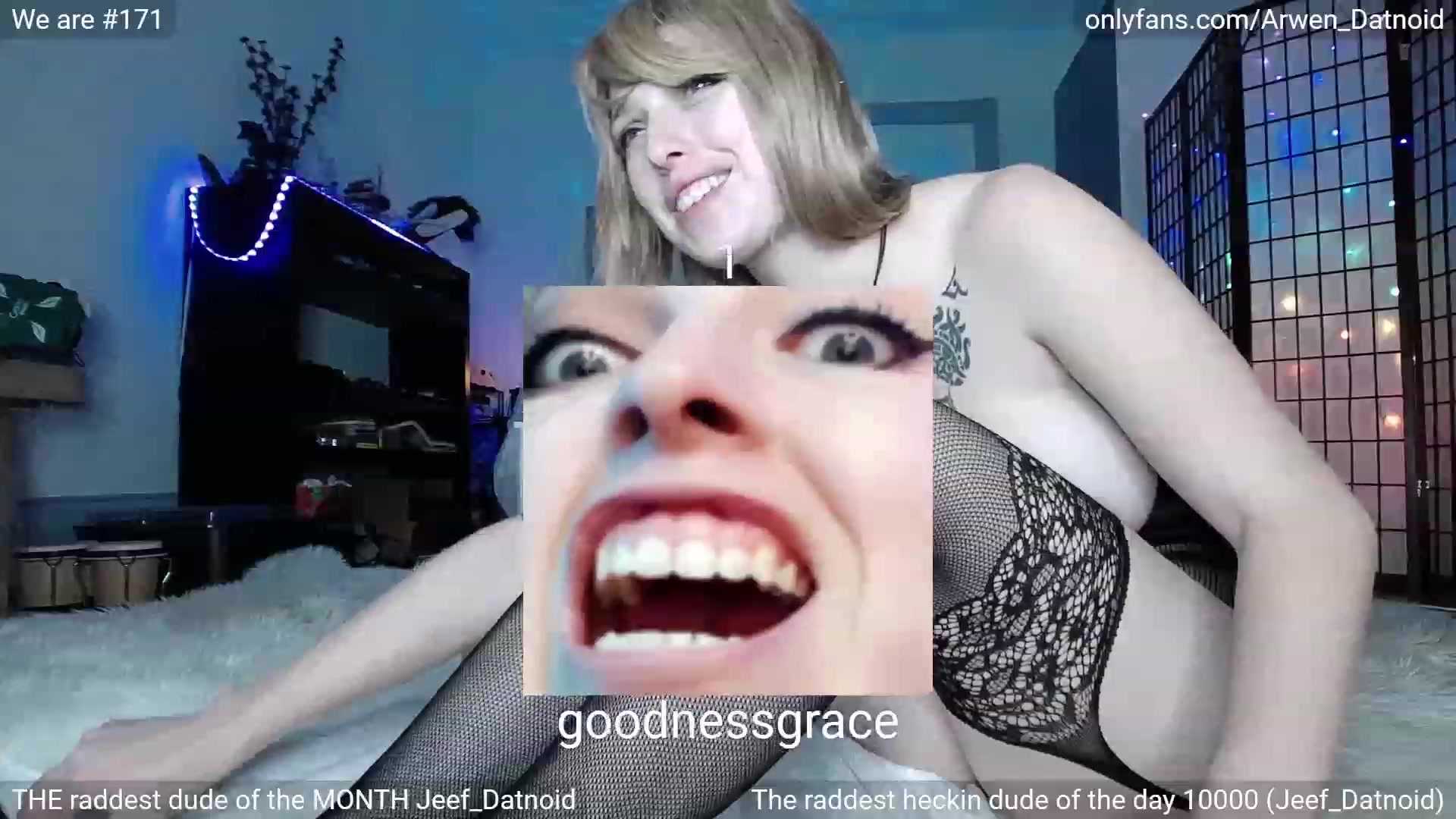 Gallery image thumbnail from Arwen_Datnoid's myfreecams stream on, 12/10/2022, 07:37 image 5 of 20