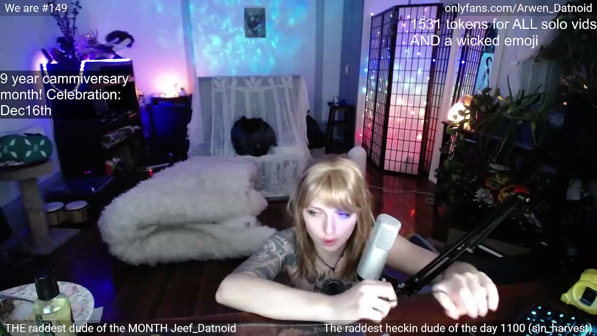 Gallery image thumbnail from Arwen_Datnoid's myfreecams stream on, 12/10/2022, 09:19 image 11 of 20