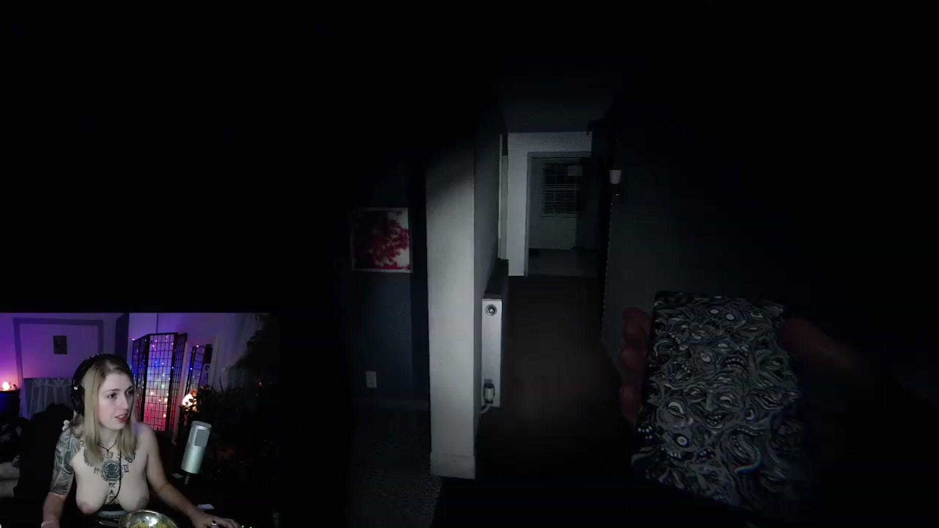 Gallery image thumbnail from Arwen_Datnoid's myfreecams stream on, 12/12/2022, 05:33 image 8 of 20
