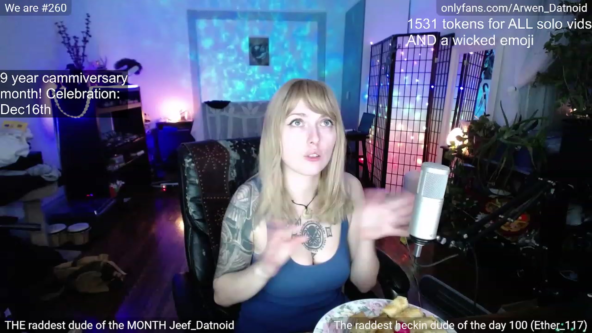 Gallery image thumbnail from Arwen_Datnoid's myfreecams stream on, 12/16/2022, 03:17 image 16 of 20