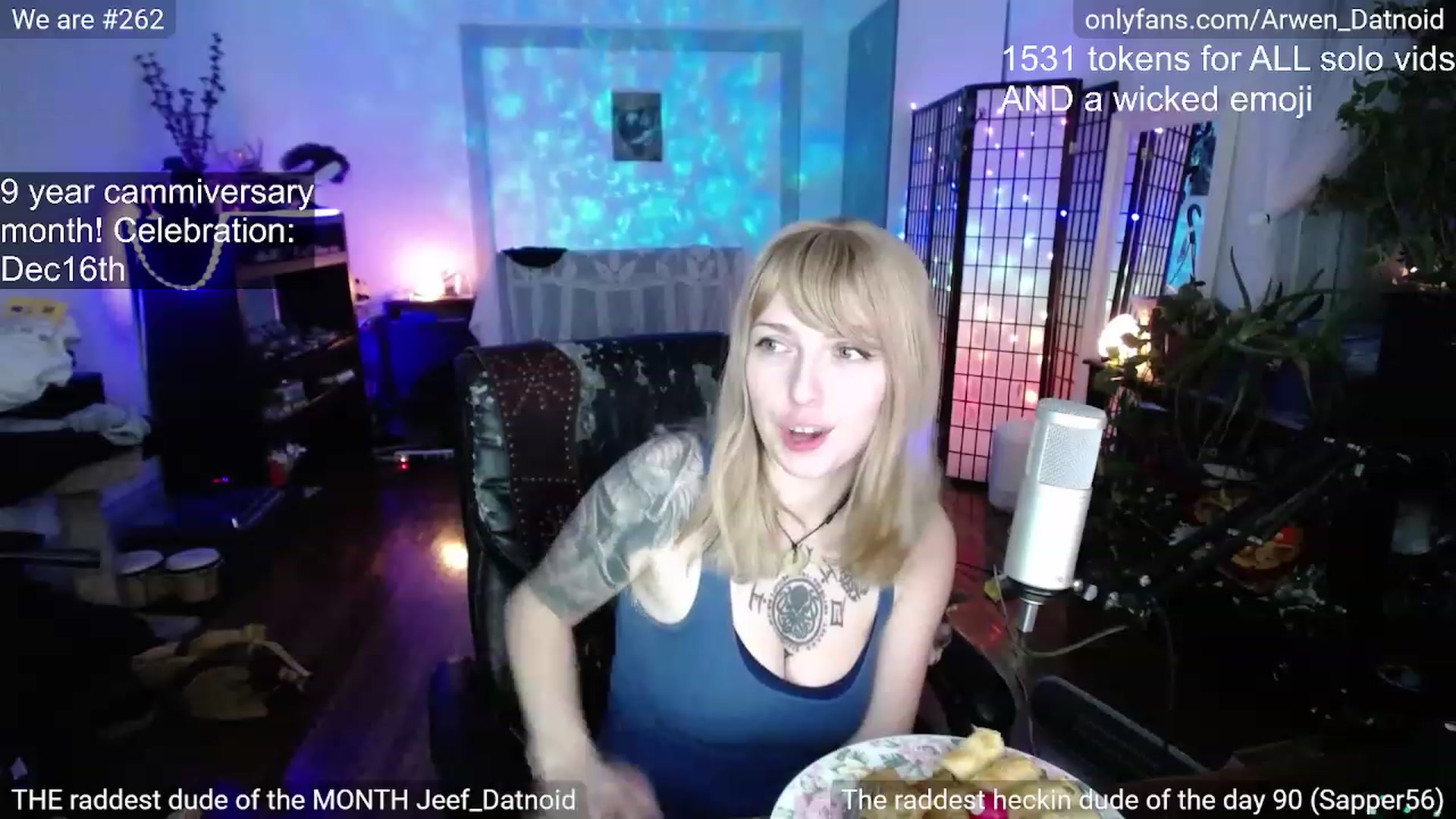 Gallery image thumbnail from Arwen_Datnoid's myfreecams stream on, 12/16/2022, 03:17 image 5 of 20