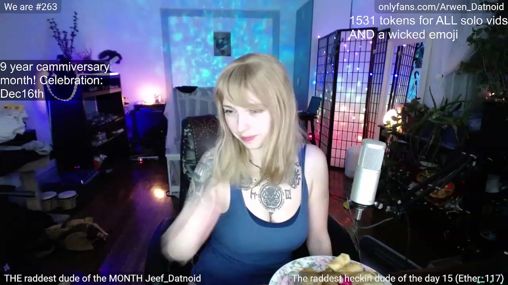 Gallery image thumbnail from Arwen_Datnoid's myfreecams stream on, 12/16/2022, 03:17 image 2 of 20