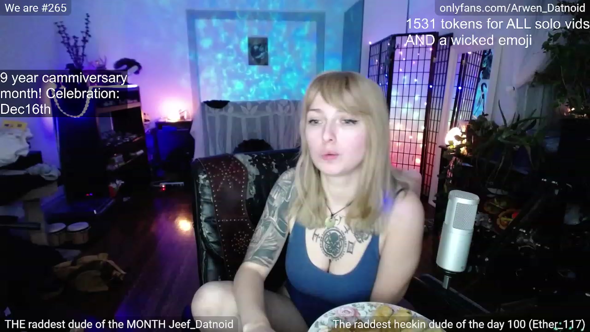 Gallery image thumbnail from Arwen_Datnoid's myfreecams stream on, 12/16/2022, 04:50 image 13 of 20