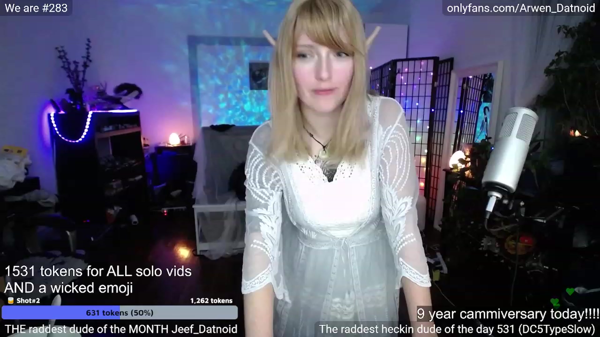Gallery image thumbnail from Arwen_Datnoid's myfreecams stream on, 12/17/2022, 03:49 image 20 of 20