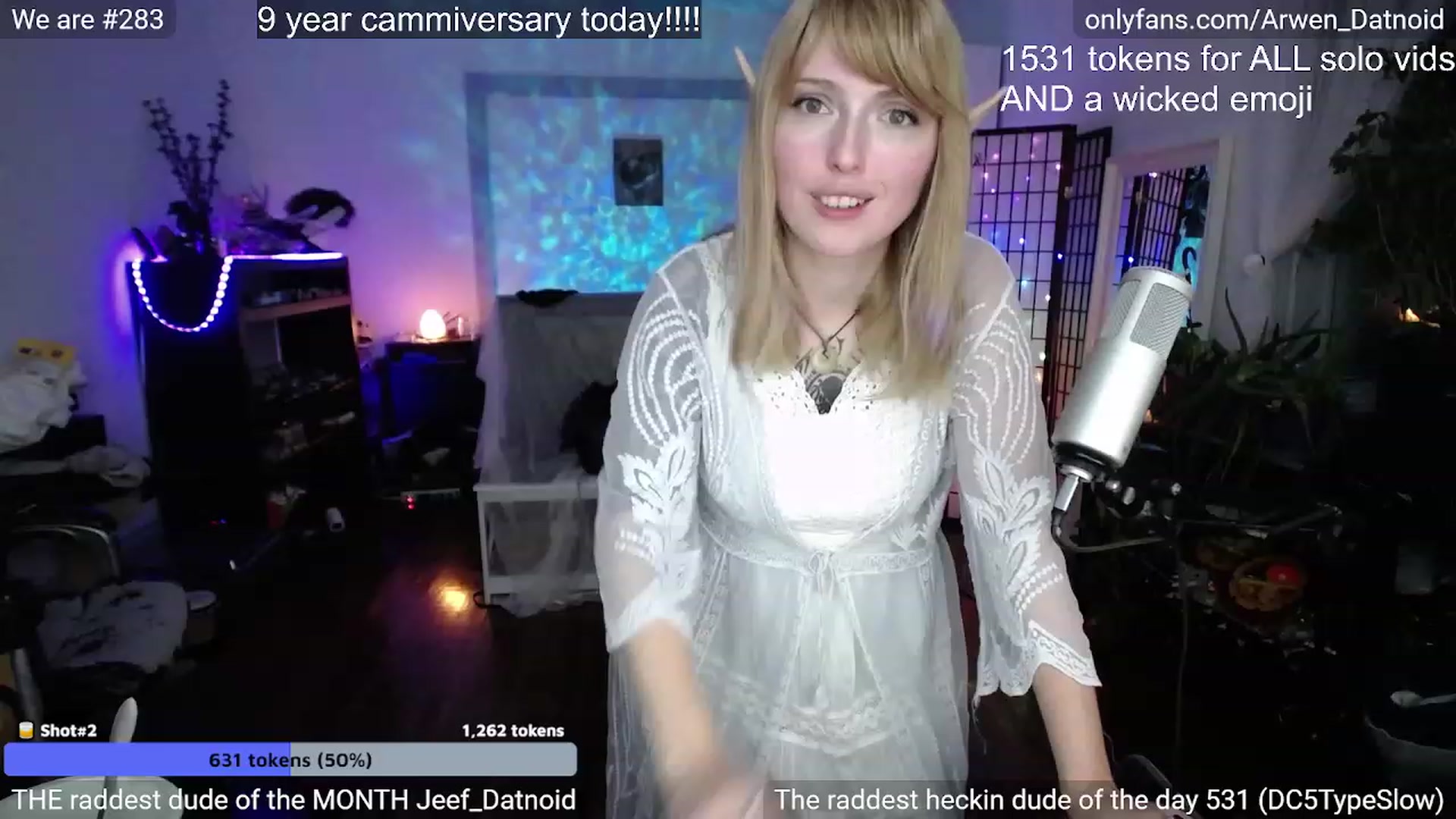 Gallery image thumbnail from Arwen_Datnoid's myfreecams stream on, 12/17/2022, 03:49 image 18 of 20