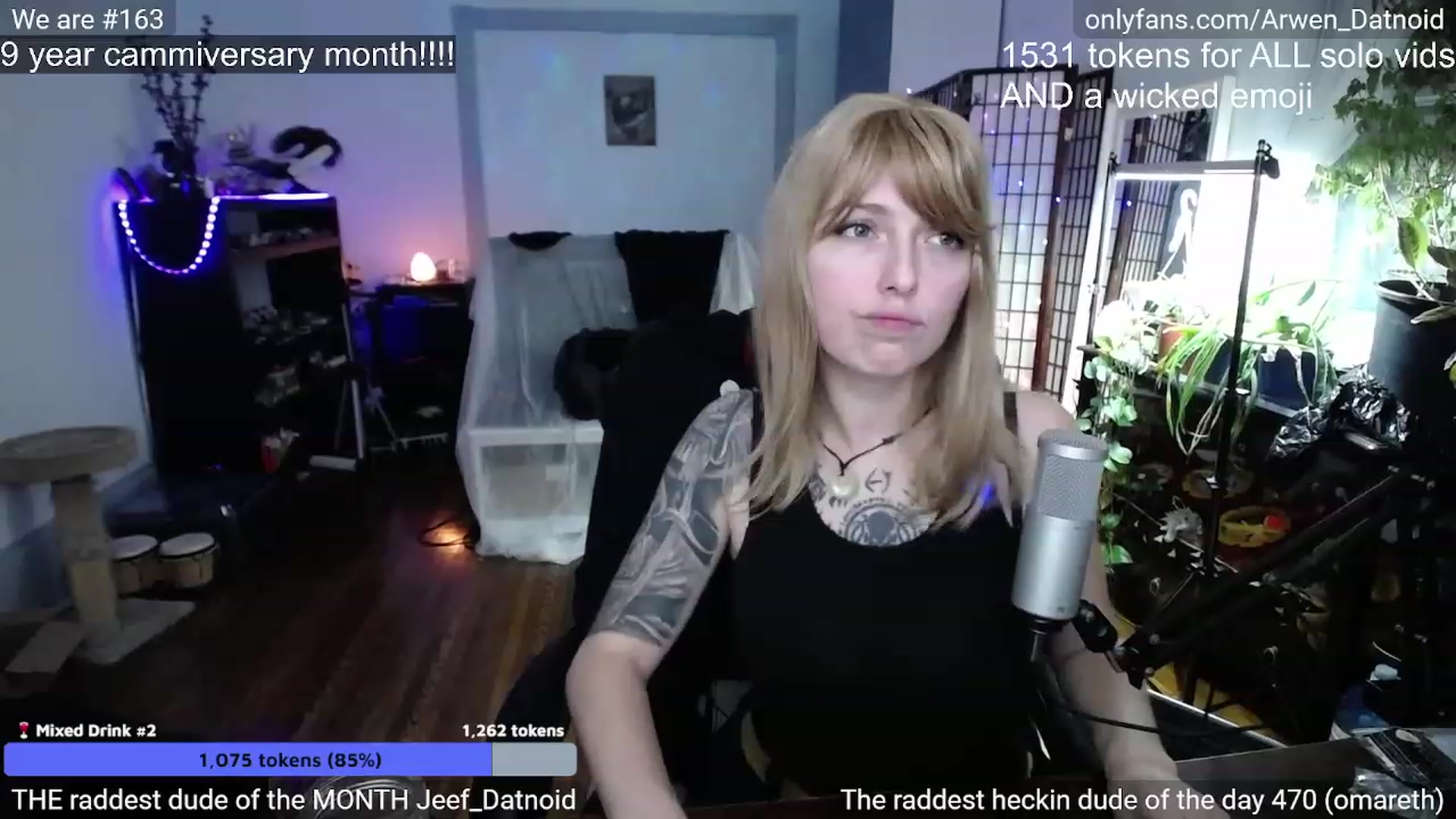 Gallery image thumbnail from Arwen_Datnoid's myfreecams stream on, 12/18/2022, 05:12 image 17 of 20