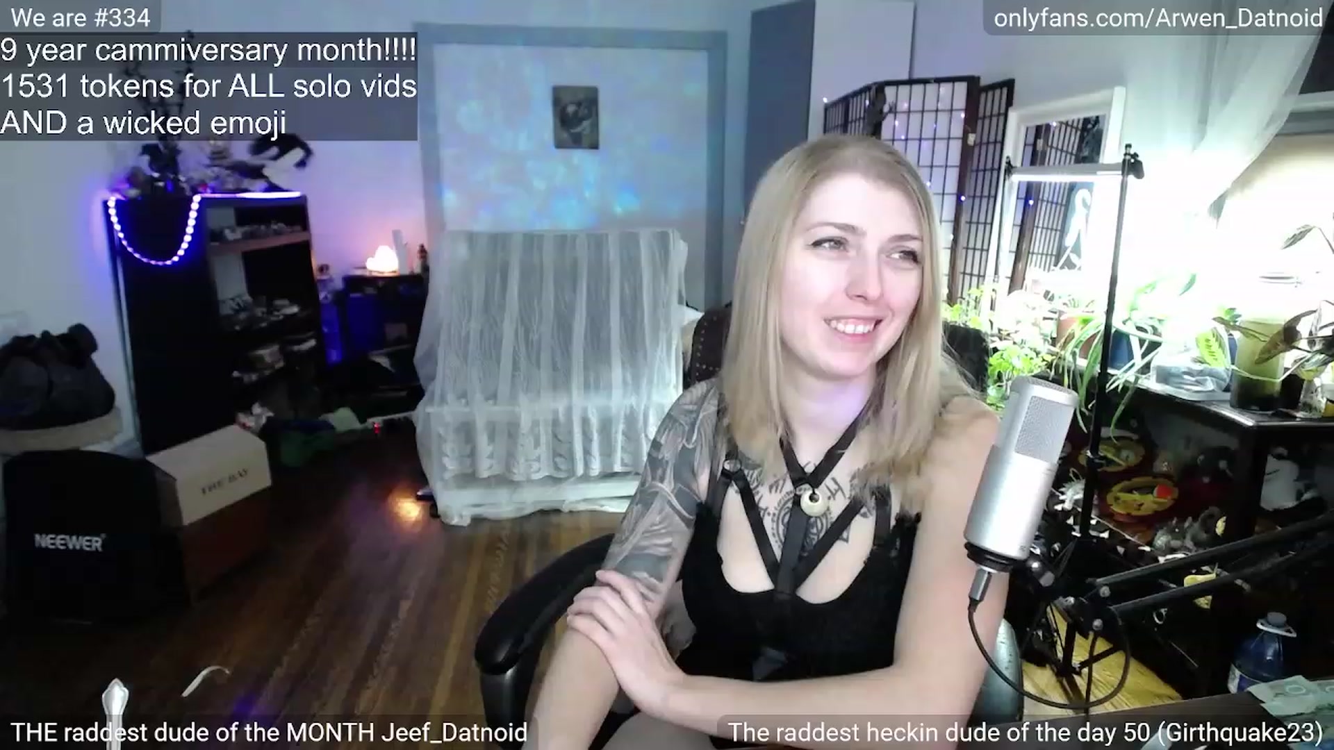 Gallery image thumbnail from Arwen_Datnoid's myfreecams stream on, 12/30/2022, 05:33 image 1 of 20