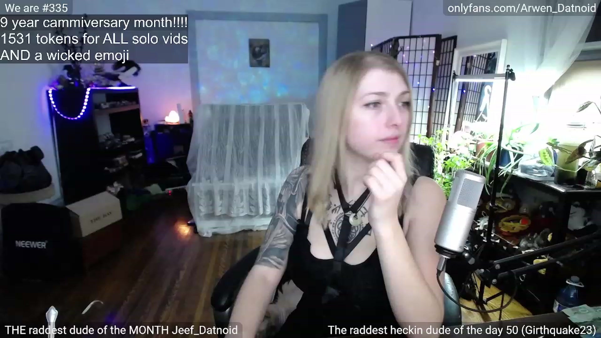 Gallery image thumbnail from Arwen_Datnoid's myfreecams stream on, 12/30/2022, 05:33 image 3 of 20