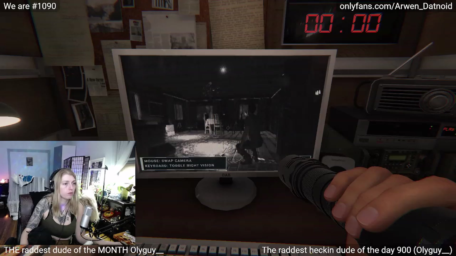 Gallery image thumbnail from Arwen_Datnoid's myfreecams stream on, 01/02/2023, 05:38 image 13 of 20