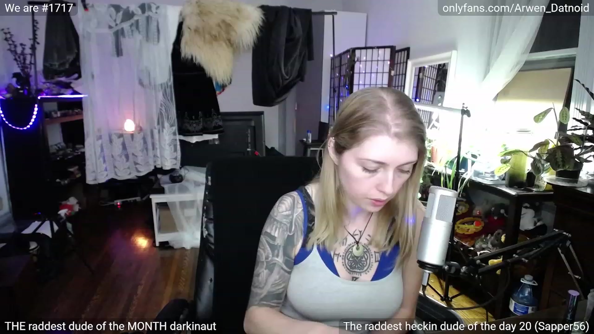 Gallery image thumbnail from Arwen_Datnoid's myfreecams stream on, 01/09/2023, 04:13 image 5 of 20