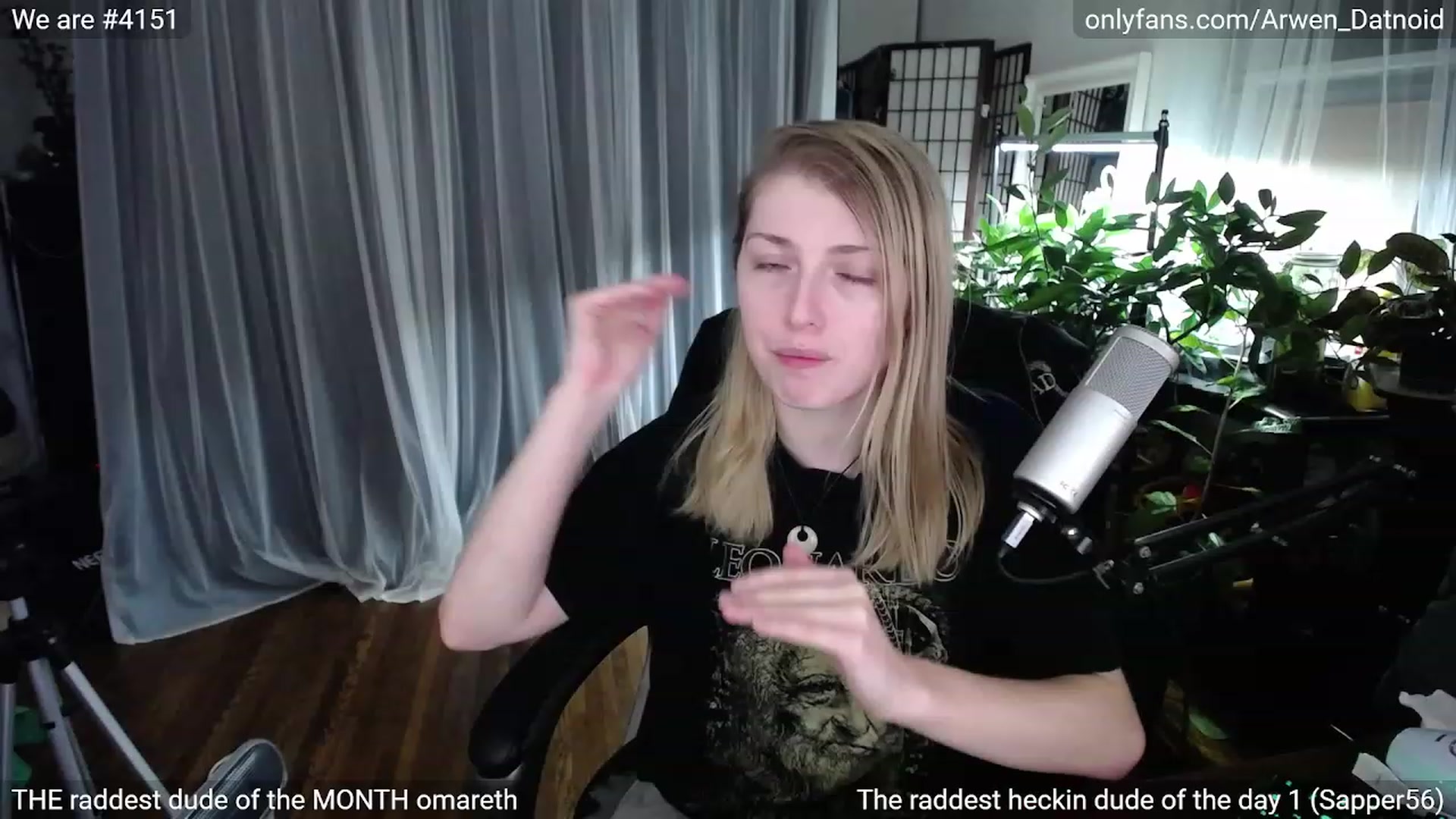 Gallery image thumbnail from Arwen_Datnoid's myfreecams stream on, 02/06/2023, 04:18 image 1 of 20