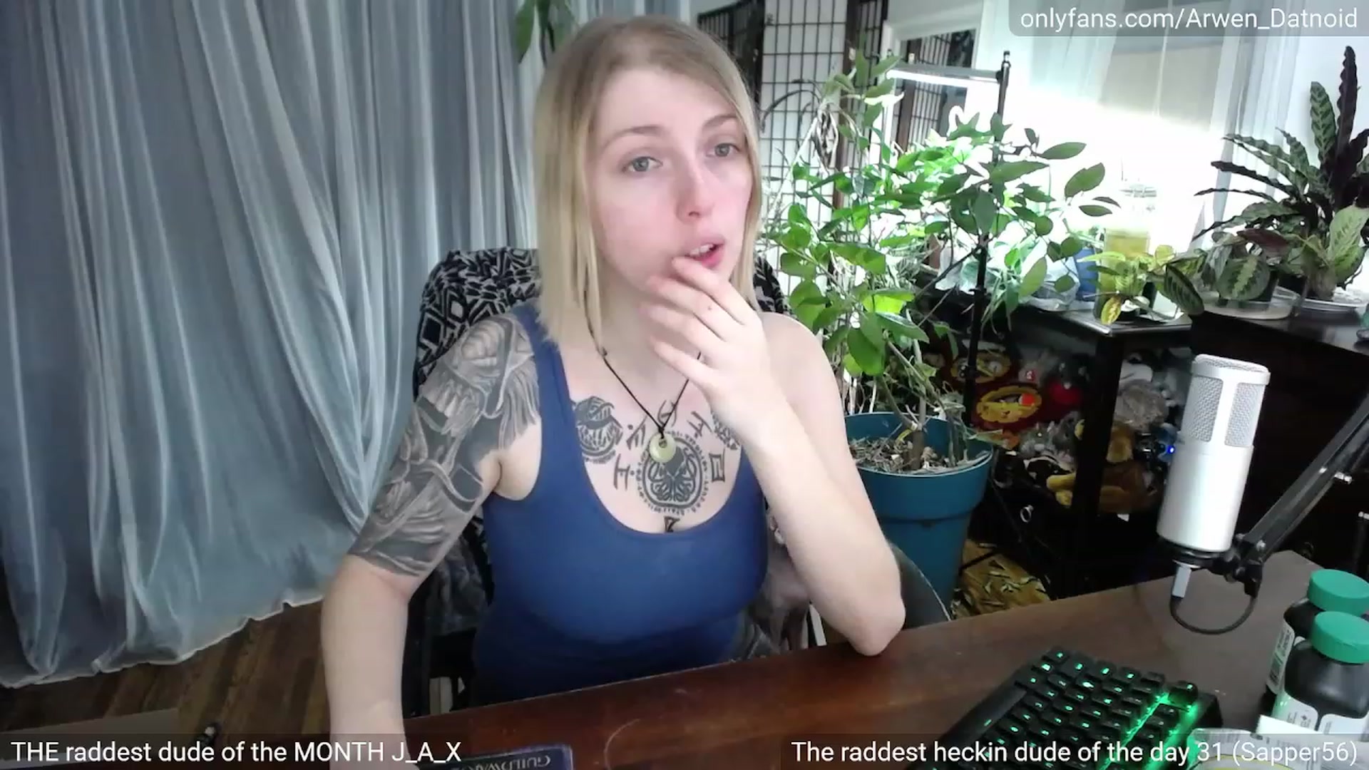 Gallery image thumbnail from Arwen_Datnoid's myfreecams stream on, 04/03/2023, 03:25 image 9 of 20