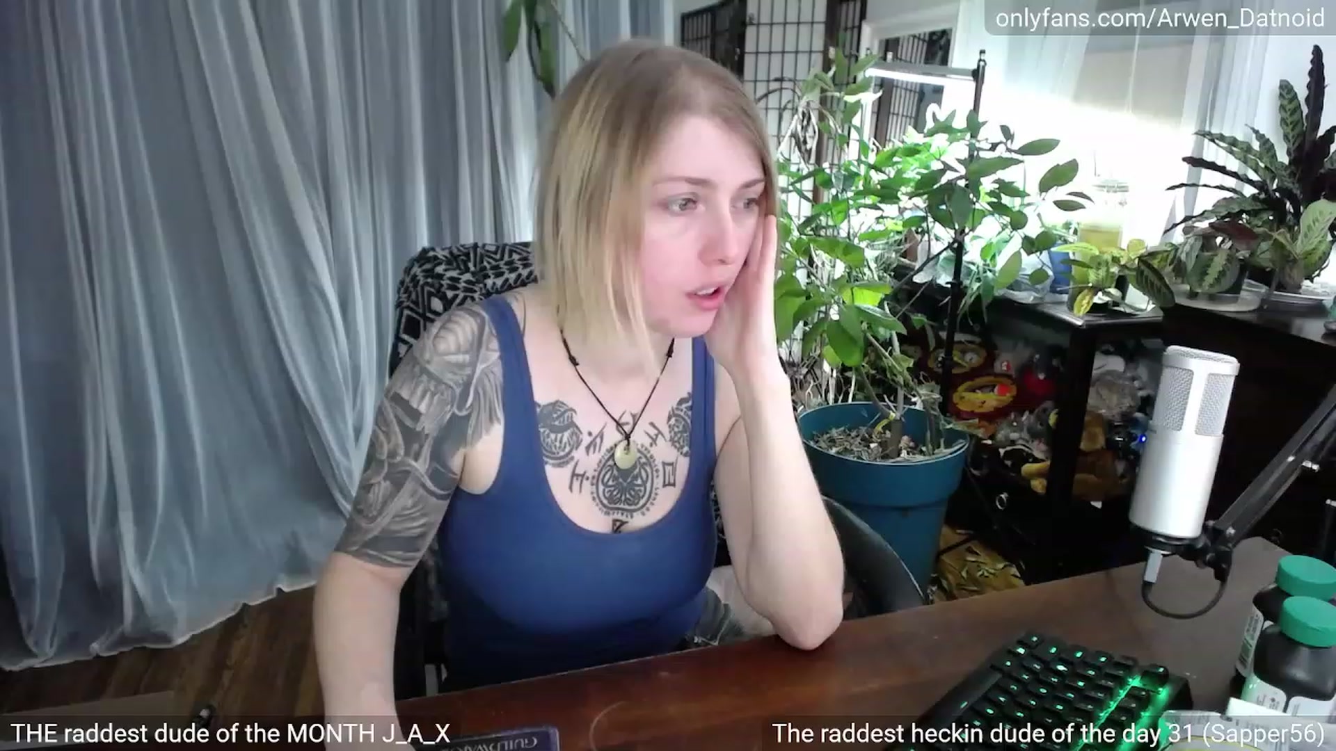 Gallery image thumbnail from Arwen_Datnoid's myfreecams stream on, 04/03/2023, 03:25 image 11 of 20