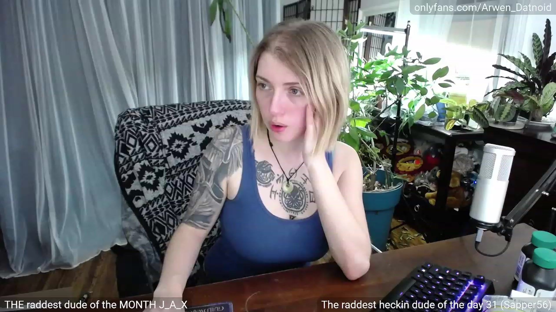 Gallery image thumbnail from Arwen_Datnoid's myfreecams stream on, 04/03/2023, 03:25 image 16 of 20