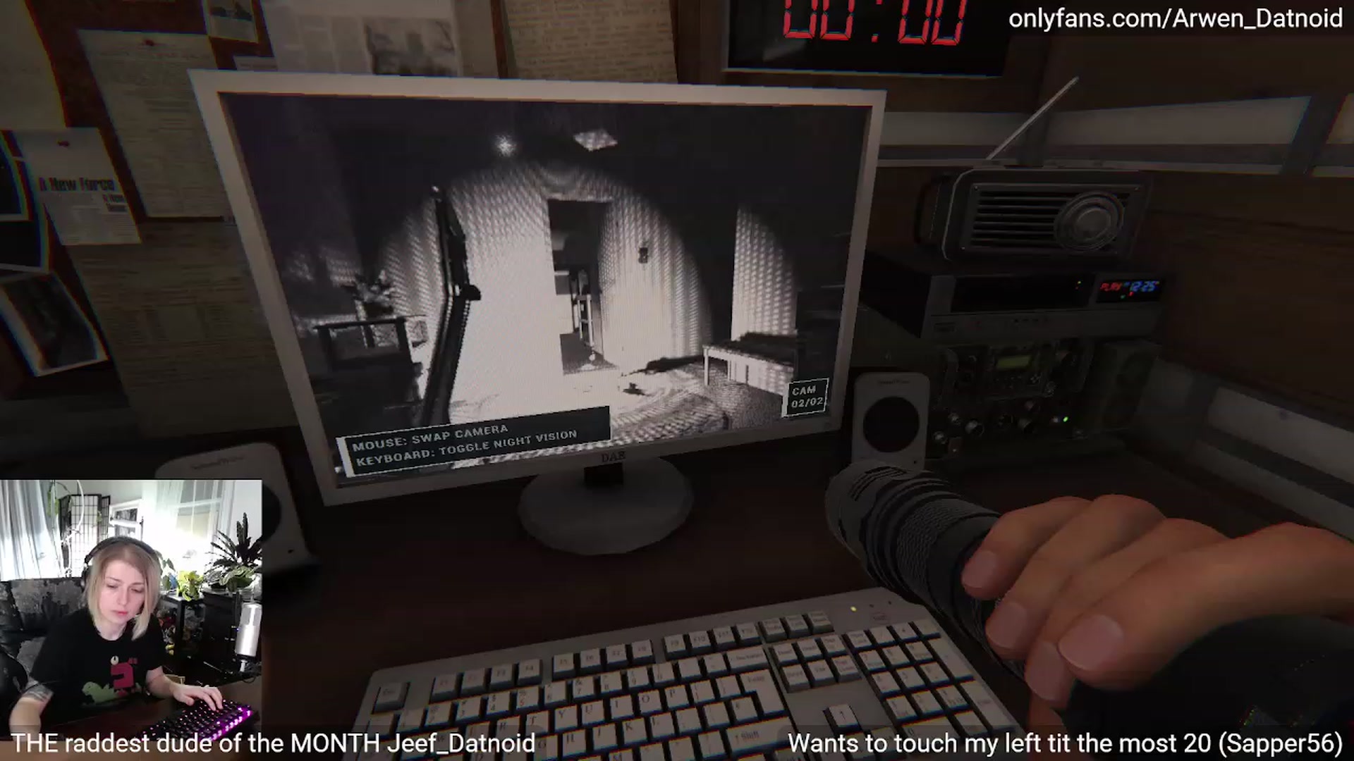 Gallery image thumbnail from Arwen_Datnoid's myfreecams stream on, 04/24/2023, 04:27 image 12 of 20