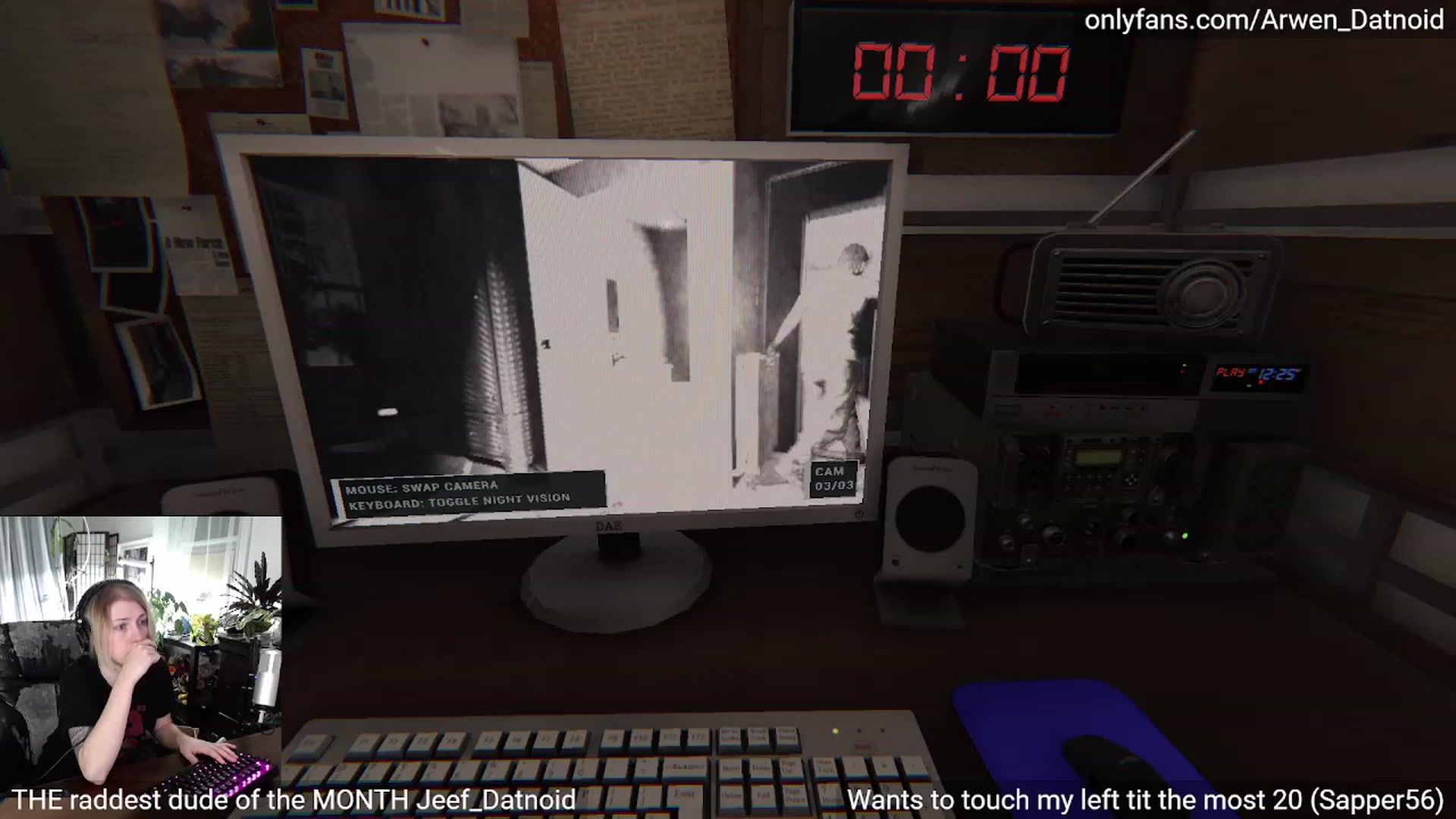Gallery image thumbnail from Arwen_Datnoid's myfreecams stream on, 04/24/2023, 04:27 image 9 of 20