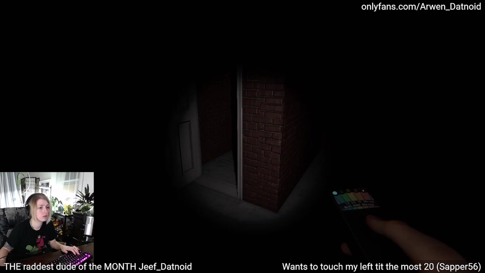 Gallery image thumbnail from Arwen_Datnoid's myfreecams stream on, 04/24/2023, 04:27 image 11 of 20