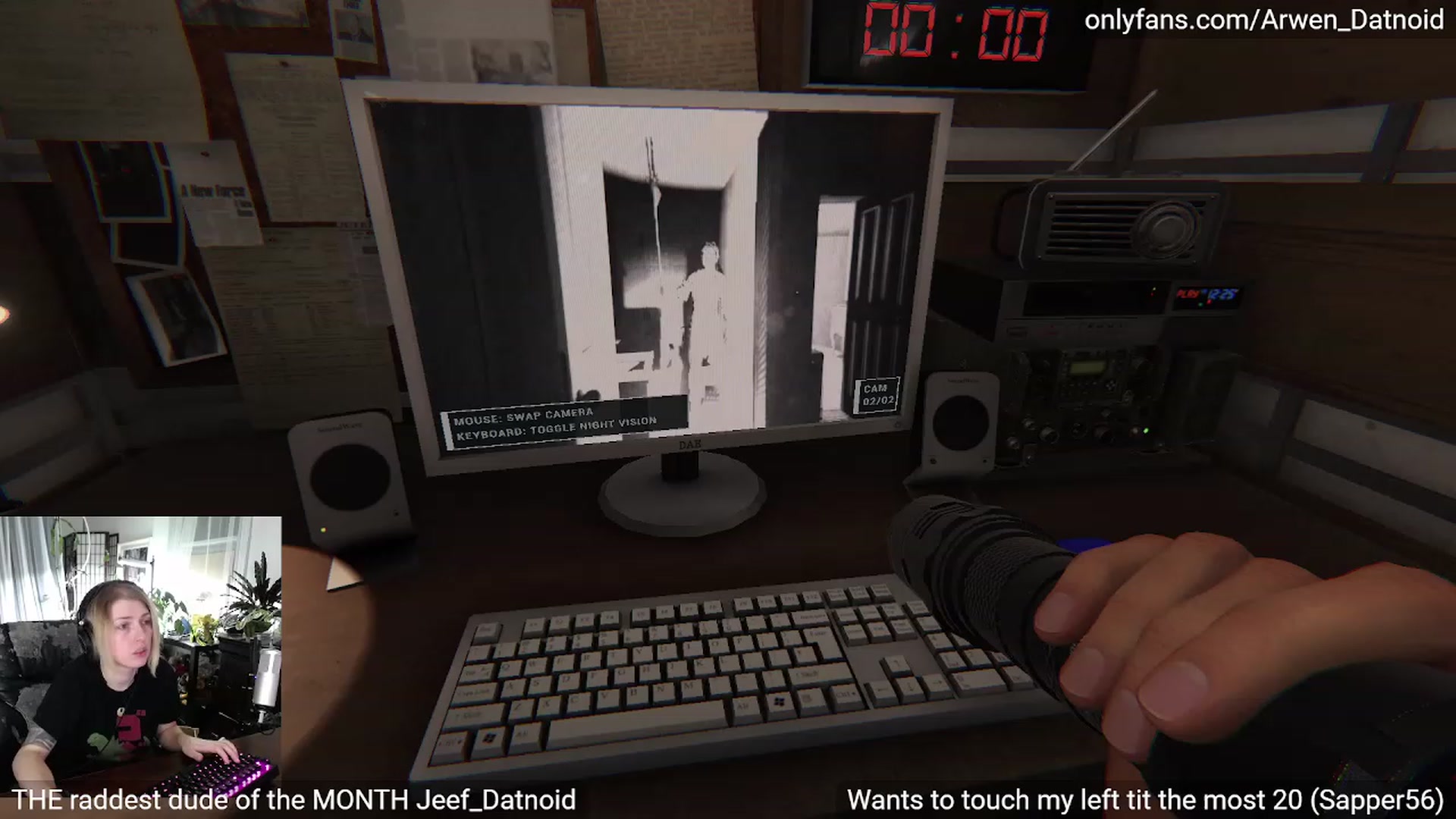 Gallery image thumbnail from Arwen_Datnoid's myfreecams stream on, 04/24/2023, 04:27 image 8 of 20