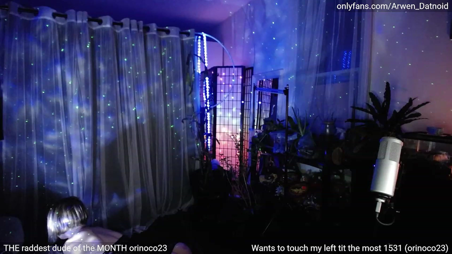 Gallery image thumbnail from Arwen_Datnoid's myfreecams stream on, 04/30/2023, 07:07 image 12 of 20