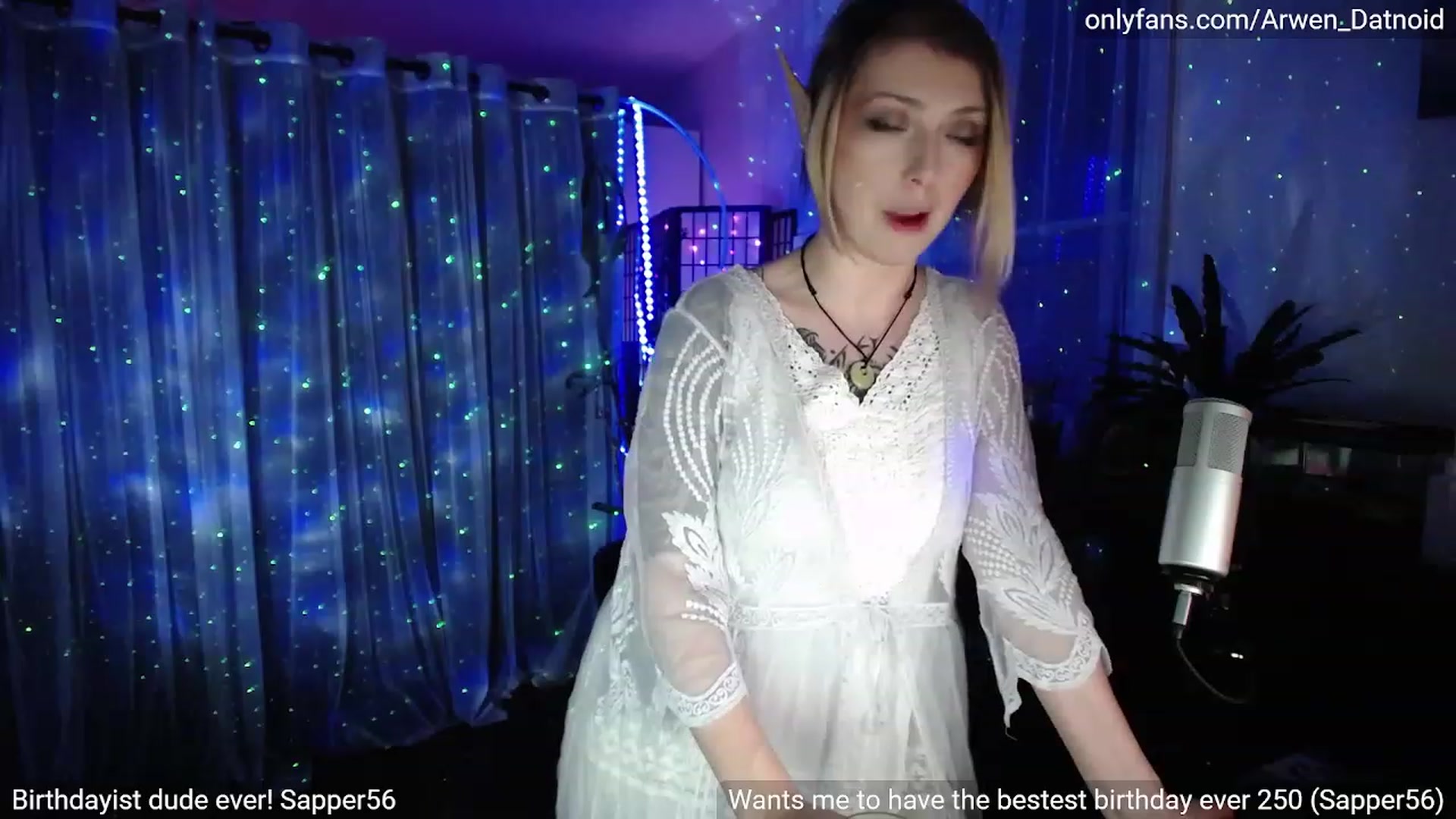 Gallery image thumbnail from Arwen_Datnoid's myfreecams stream on, 05/06/2023, 02:46 image 12 of 20