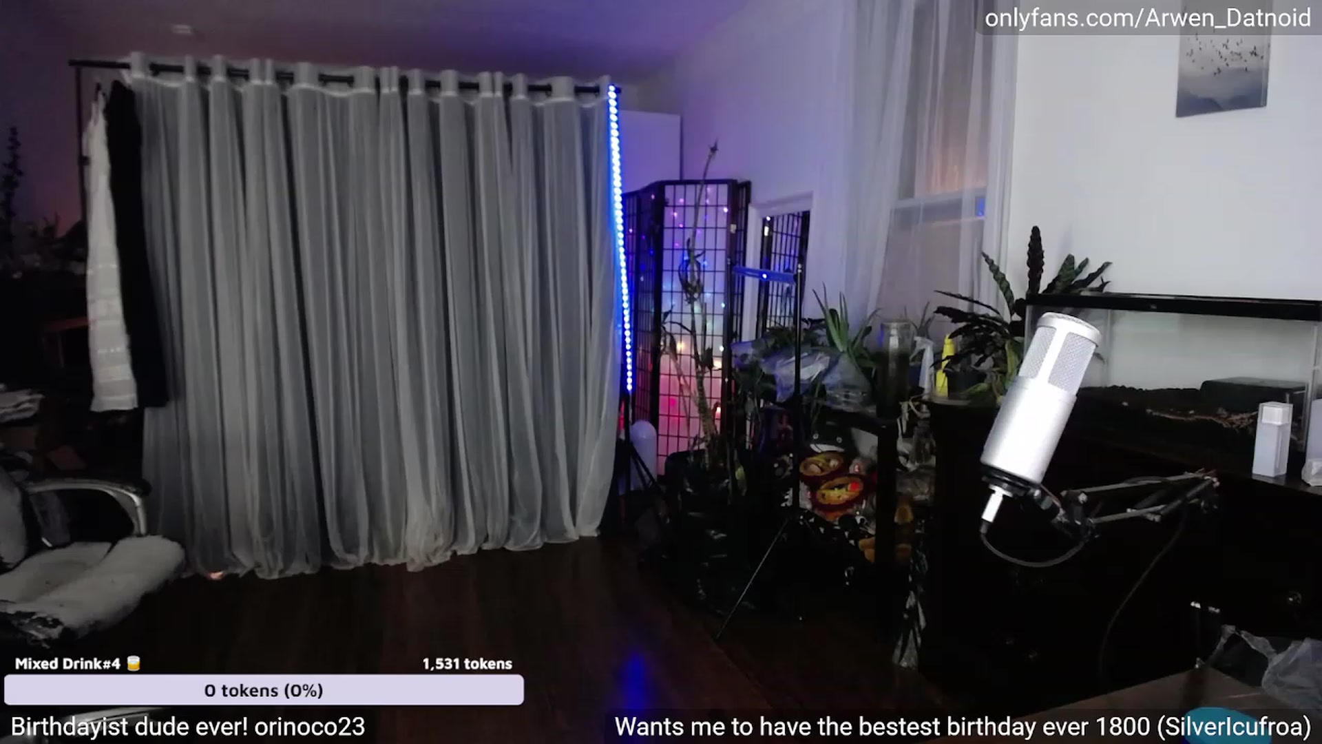 Gallery image thumbnail from Arwen_Datnoid's myfreecams stream on, 05/28/2023, 05:05 image 5 of 20