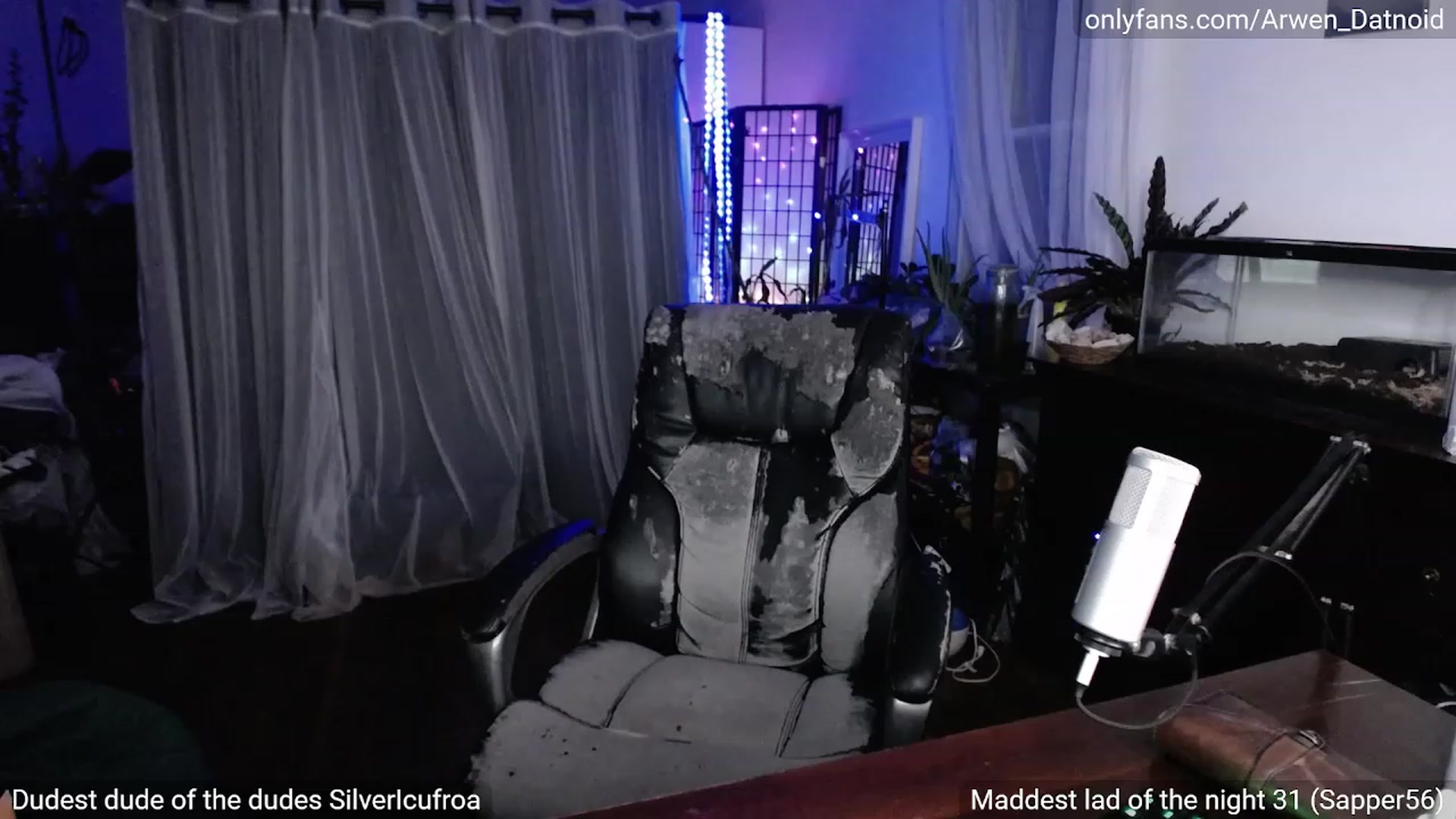 Gallery image thumbnail from Arwen_Datnoid's myfreecams stream on, 06/05/2023, 03:00 image 4 of 20