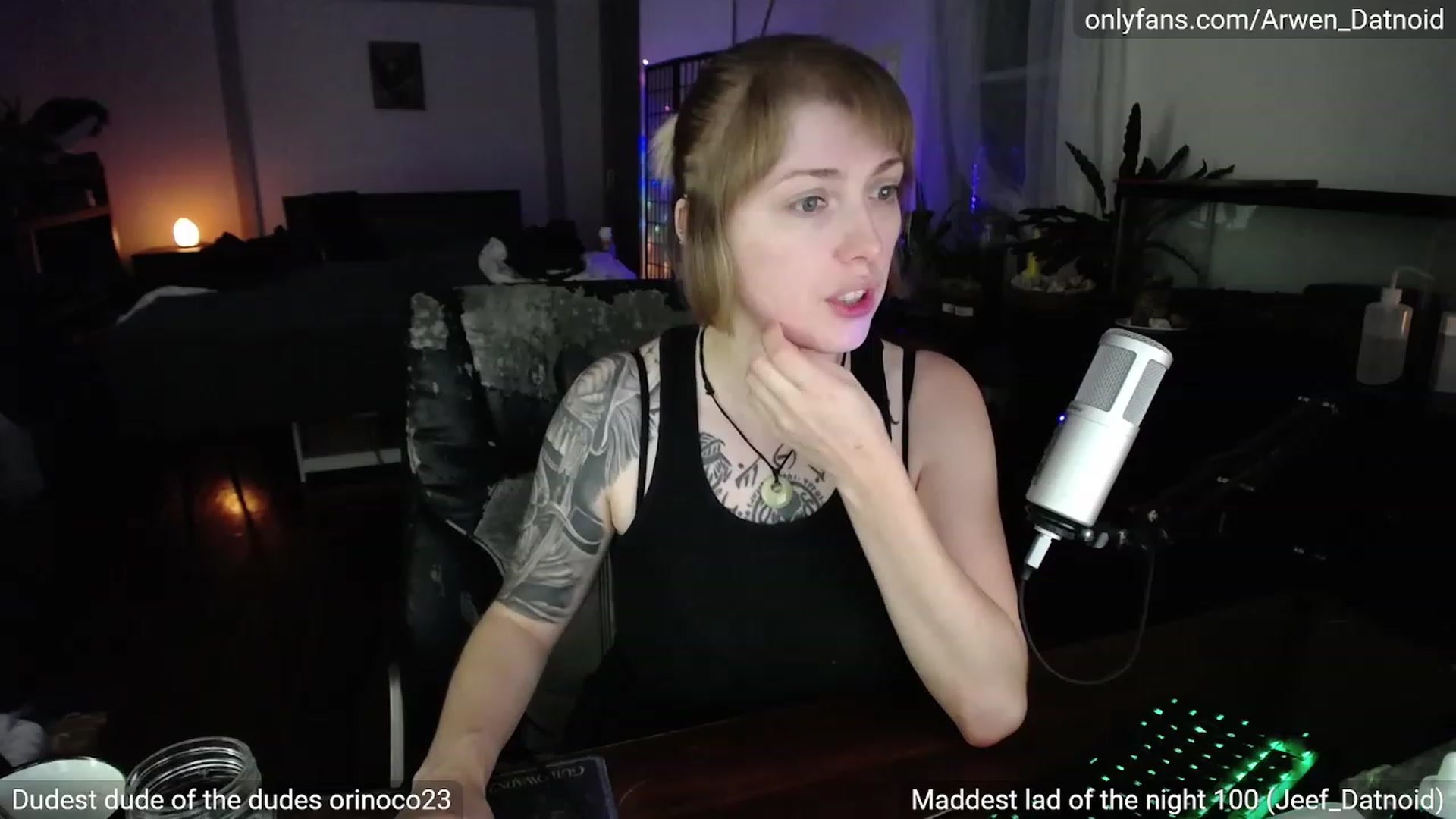 Gallery image thumbnail from Arwen_Datnoid's myfreecams stream on, 06/19/2023, 04:10 image 20 of 20