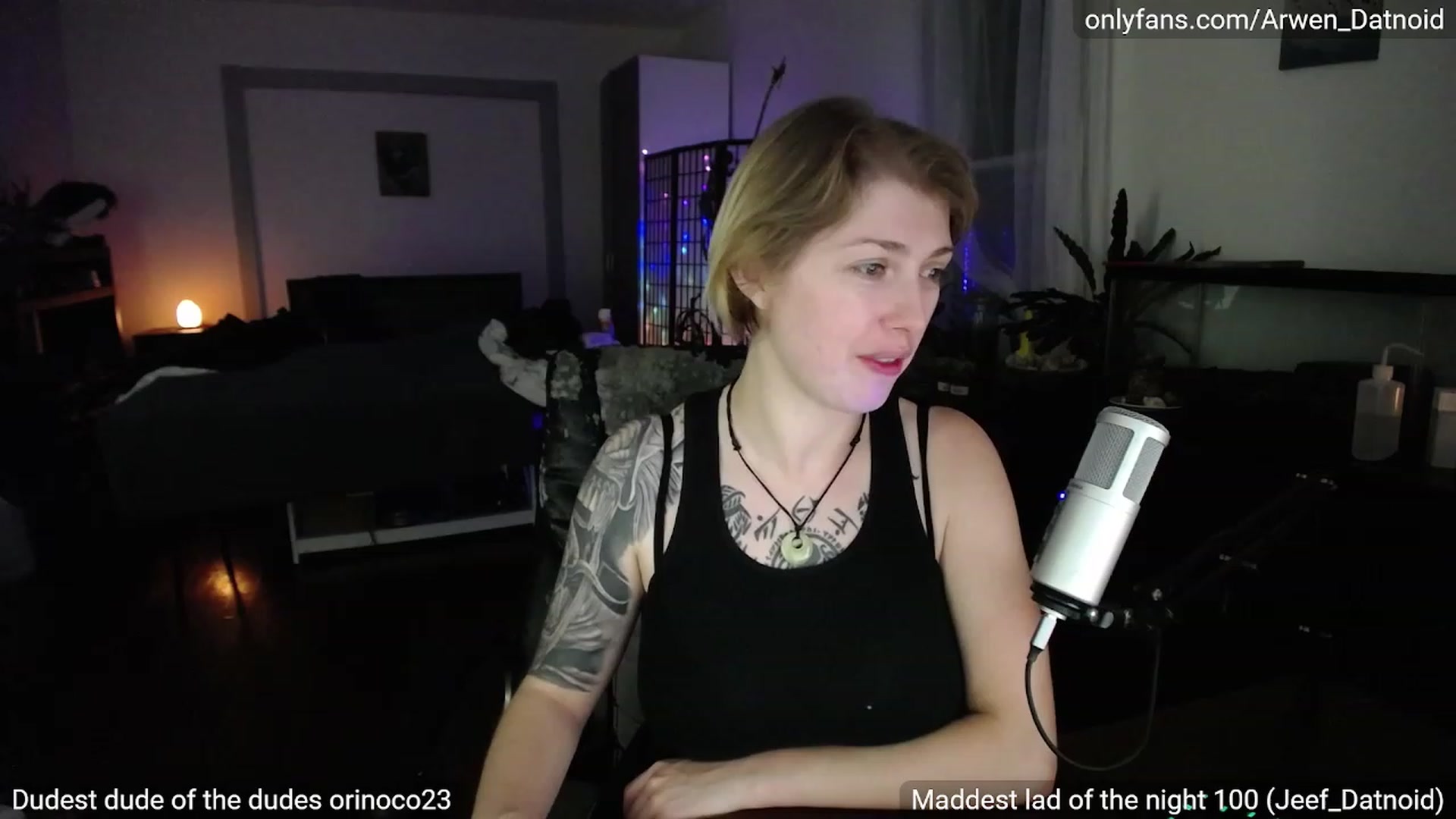 Gallery image thumbnail from Arwen_Datnoid's myfreecams stream on, 06/19/2023, 04:10 image 1 of 20
